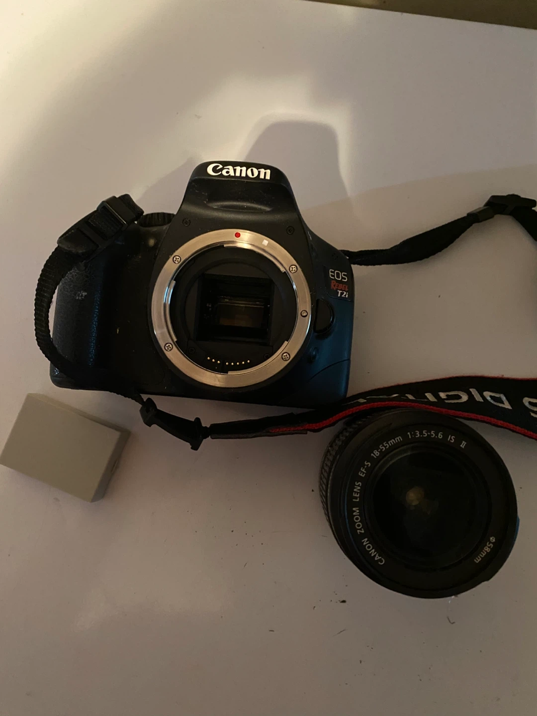 Canon EOS Rebel T2i DSLR Camera with Lens - photo 4