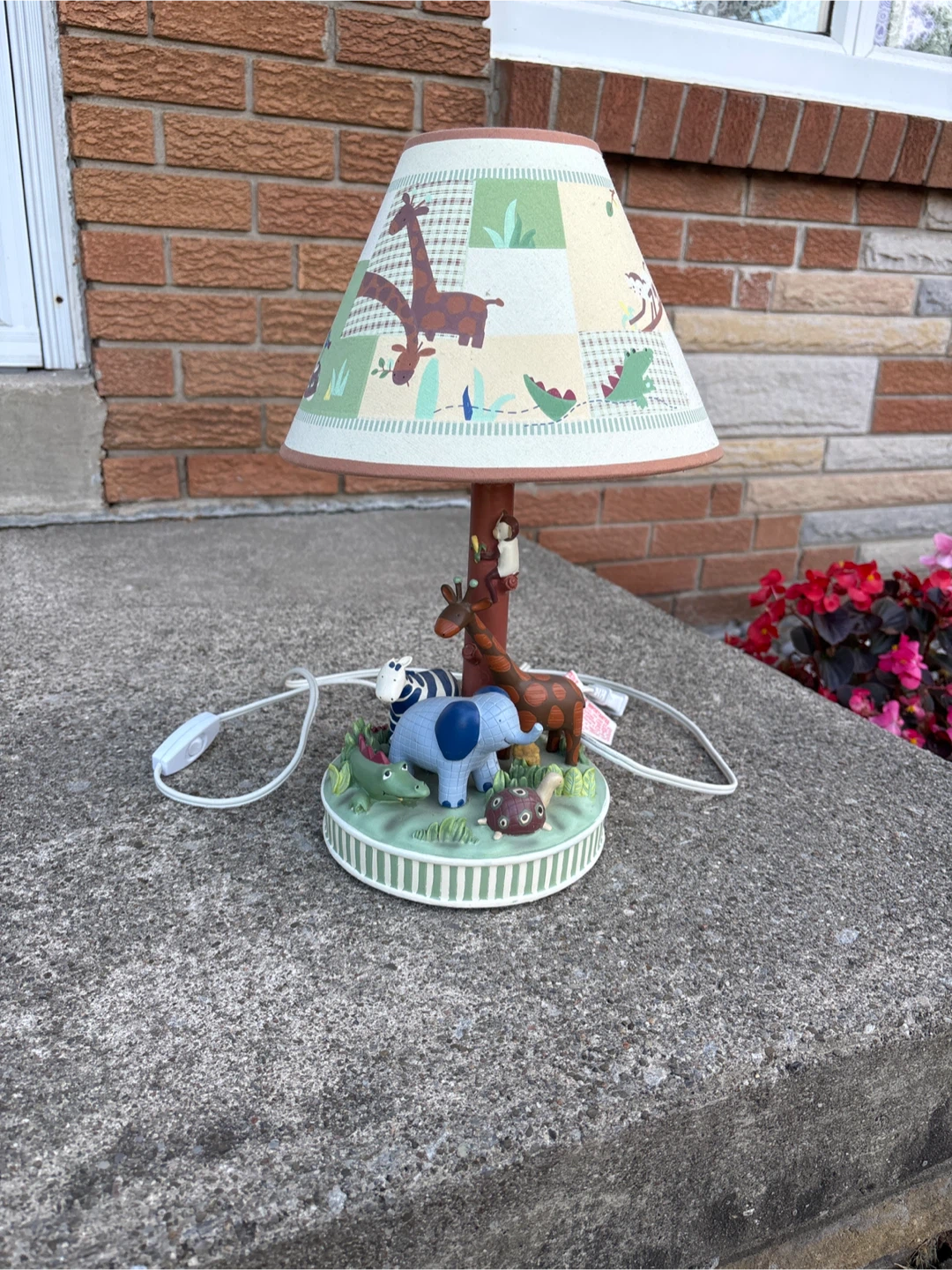 Baby’s Room Animal Lamp