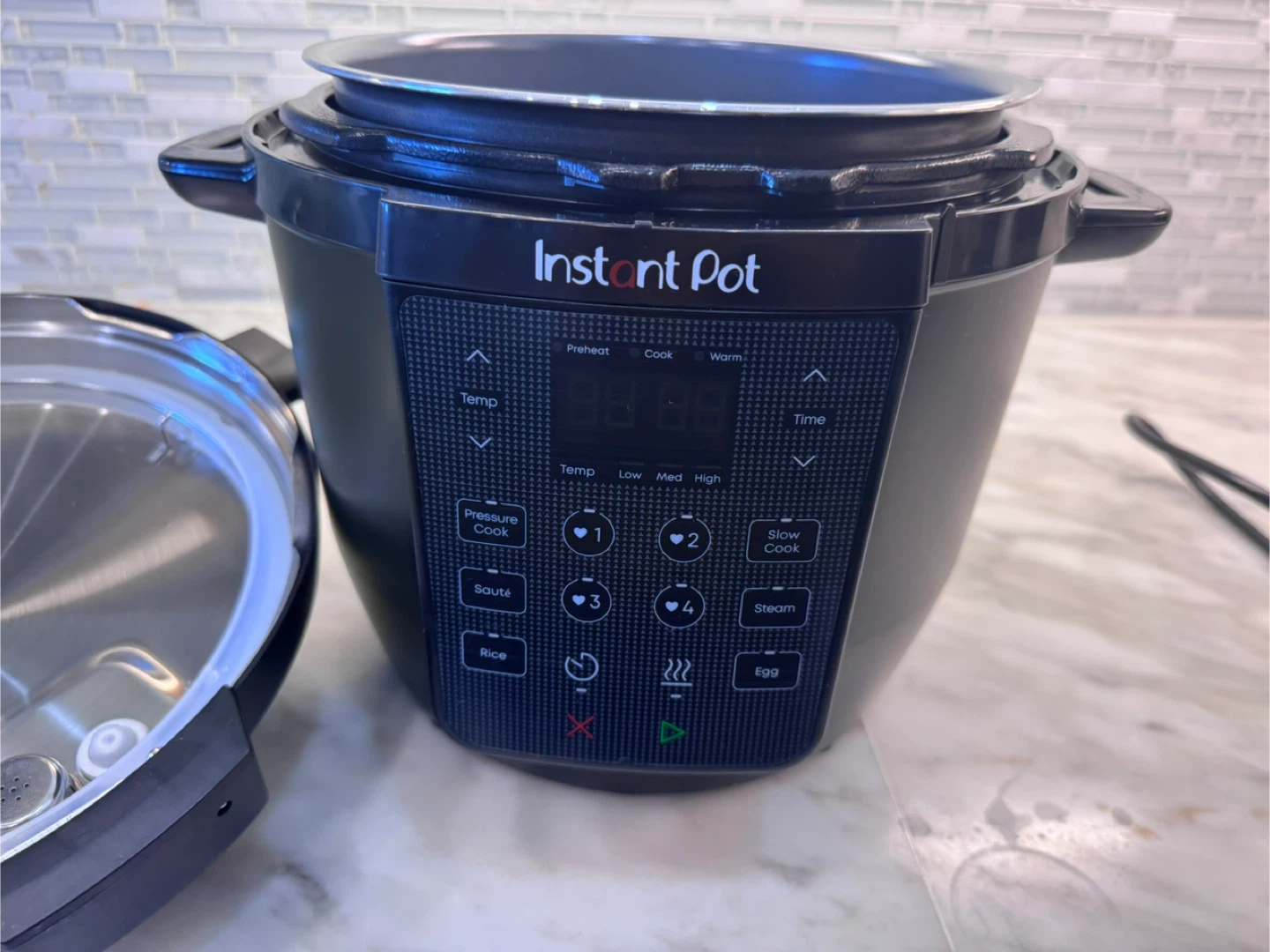 Instant Pot Electric Pressure Cooker - photo 5