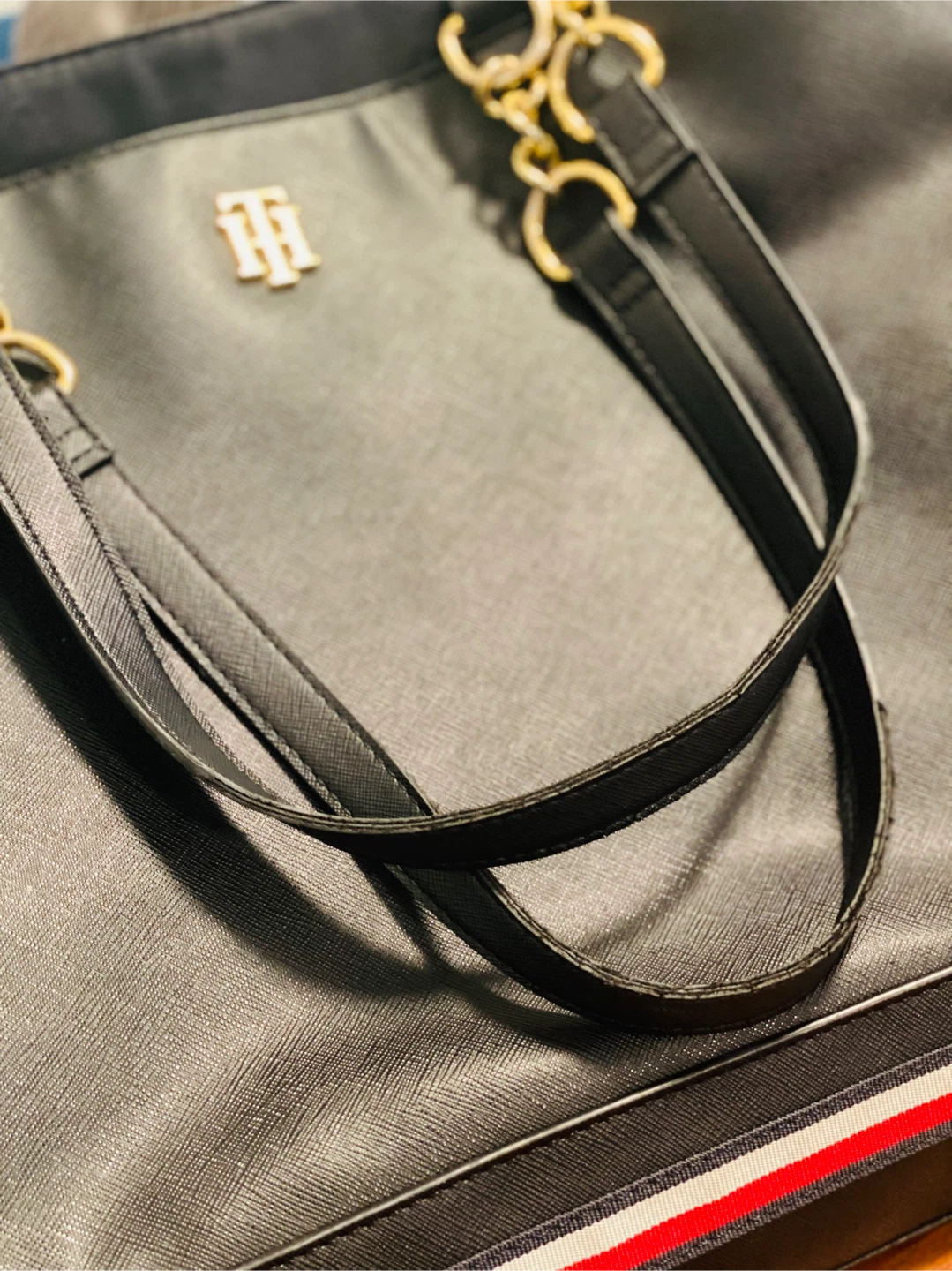 Tommy Hilfiger Black Tote Bag - photo 2