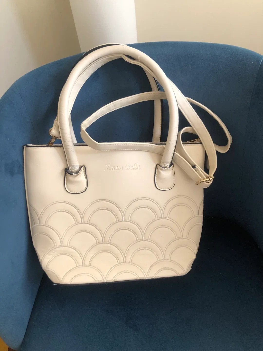 Anna Bella Cream Tote Bag image indicator(2)