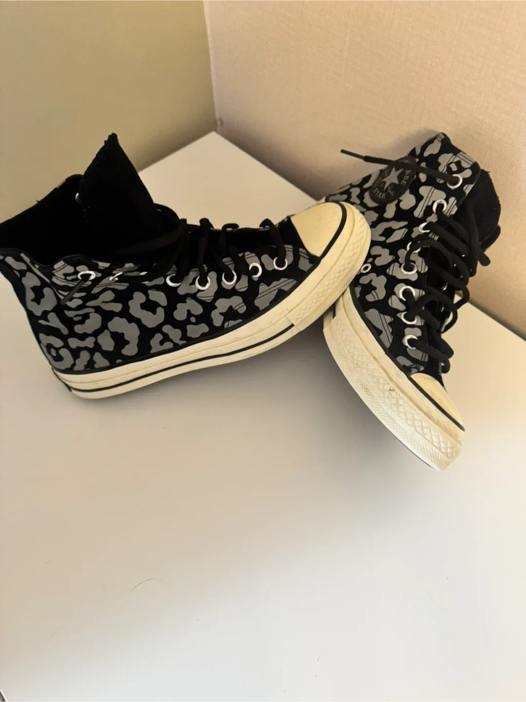 Converse Chuck Taylor All Star High Top thumbnail