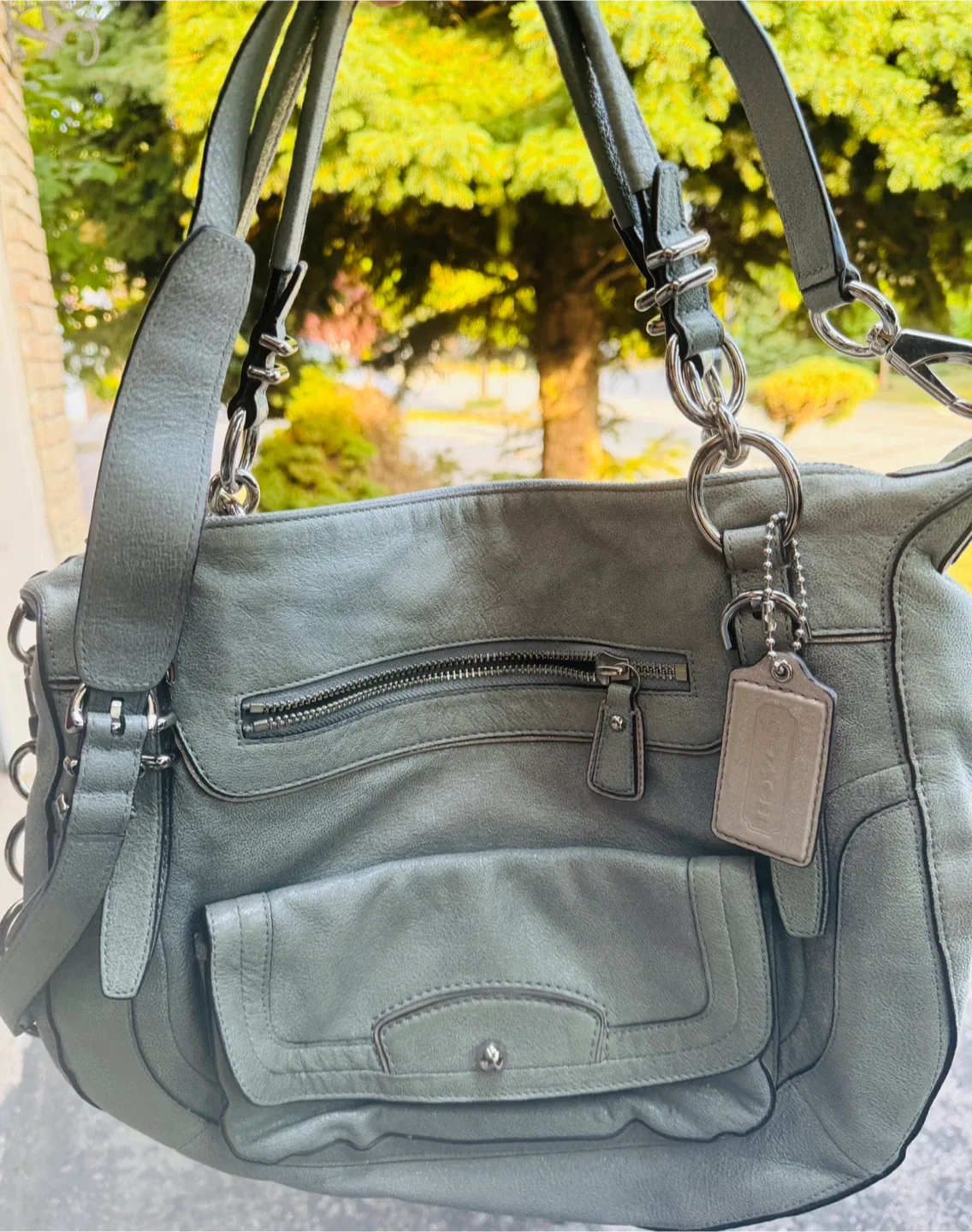 Coach Silver Leather Shoulder Bag image indicator(2)