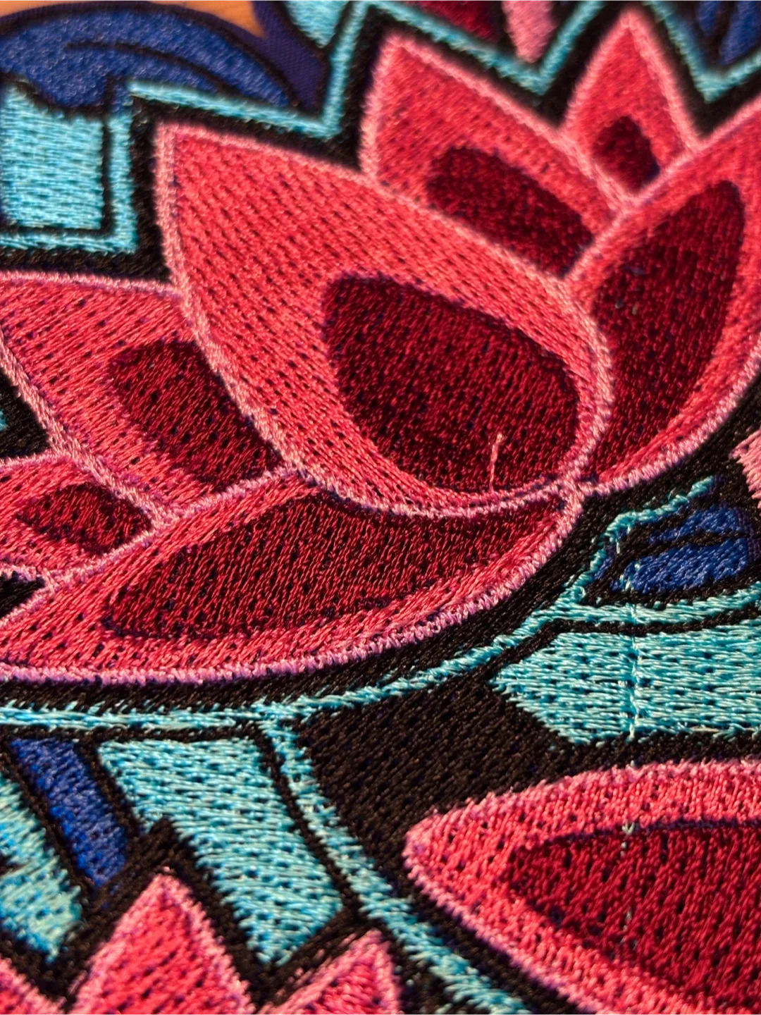 Zoey lotus patches from K-Pop Demon Hunters image indicator(3)