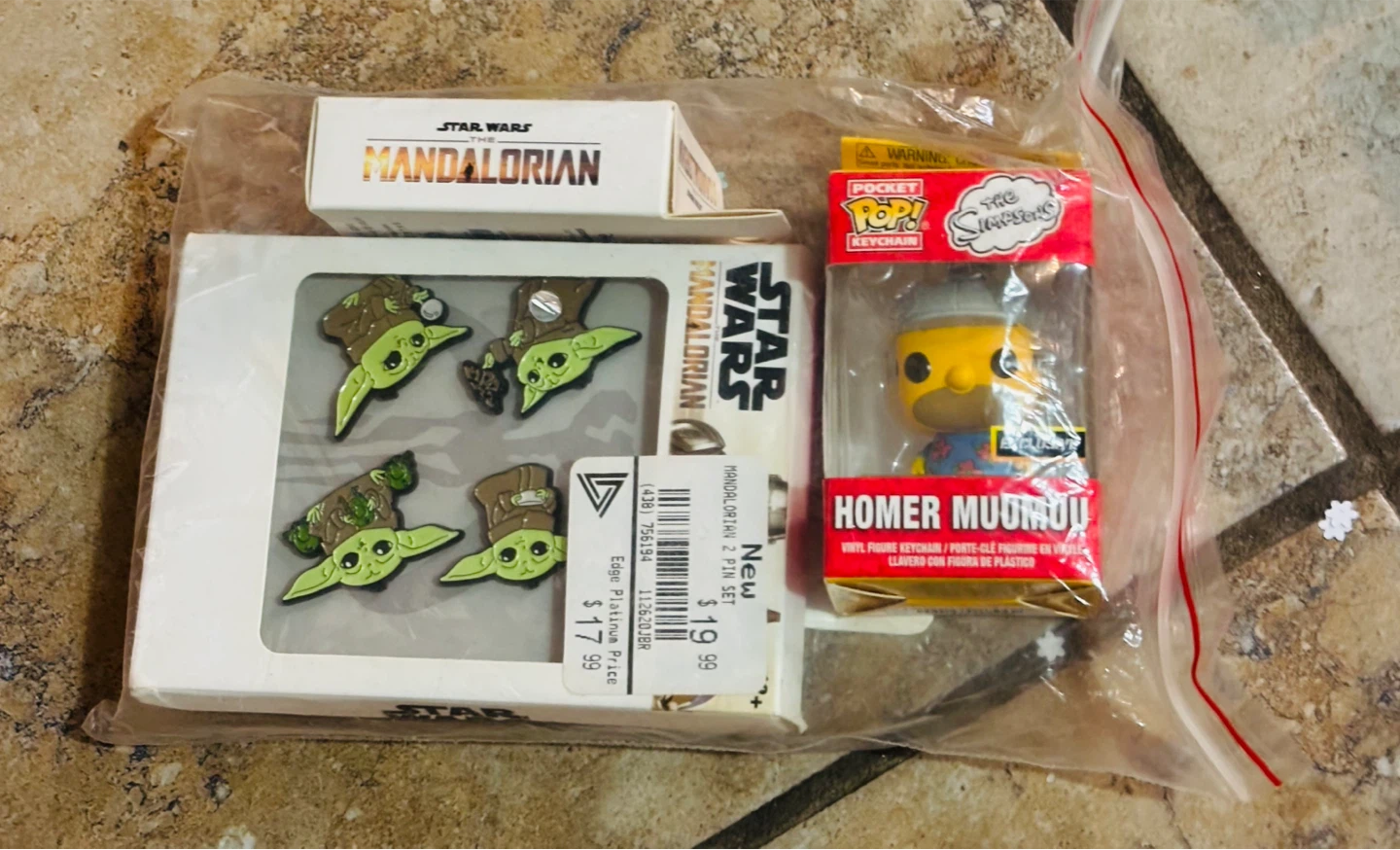 Star Wars Mandalorian Grogu Pins - New in Package