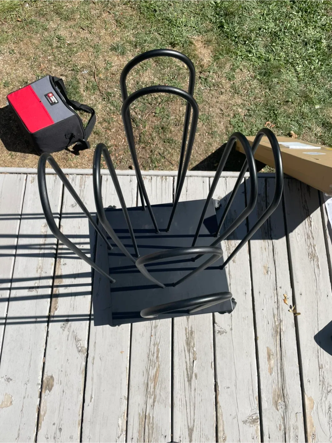 Black Metal Clothing Rack Display Stand image indicator(2)