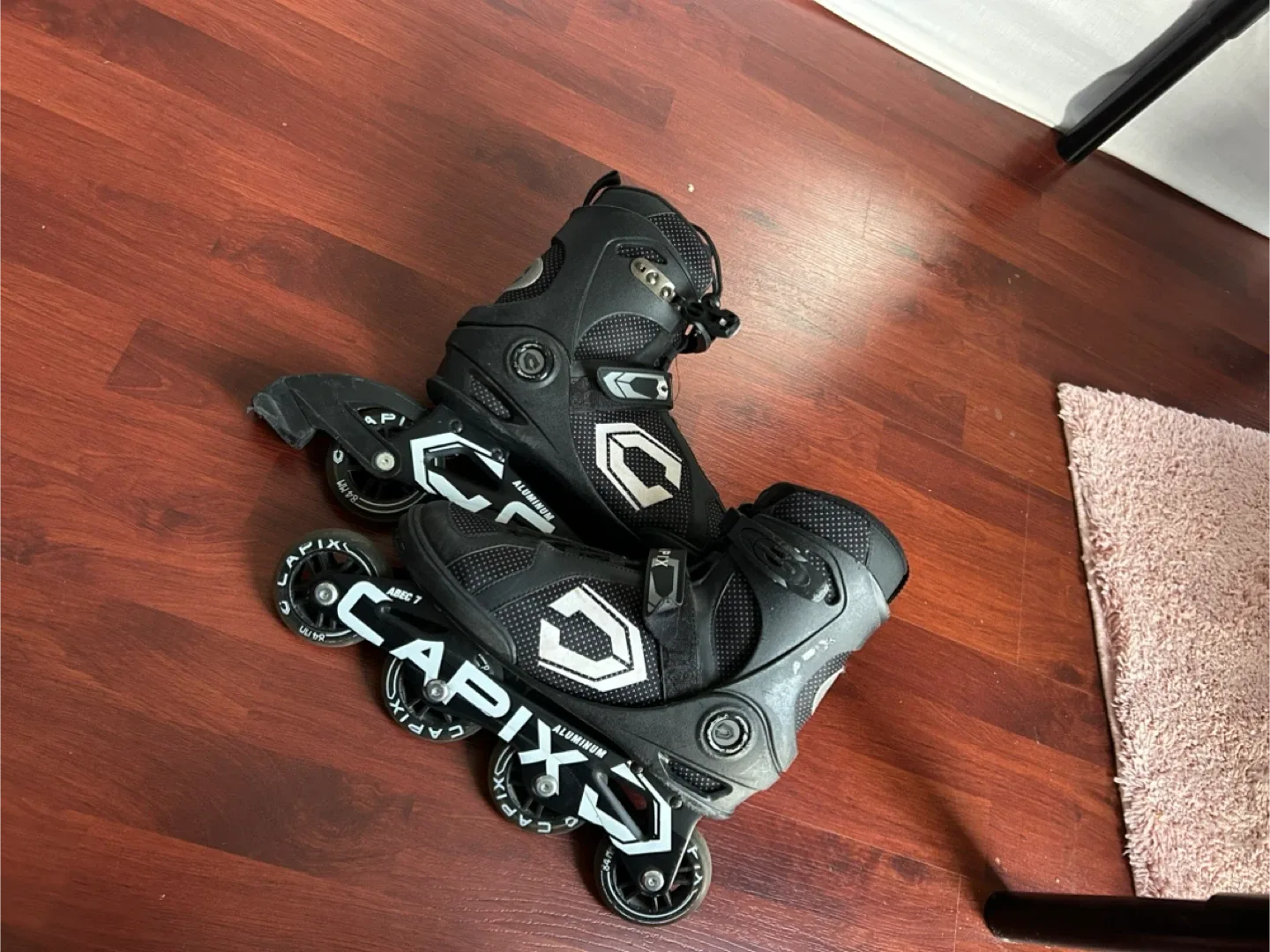 Capix Inline Skates - Black US Size 11 image indicator(3)
