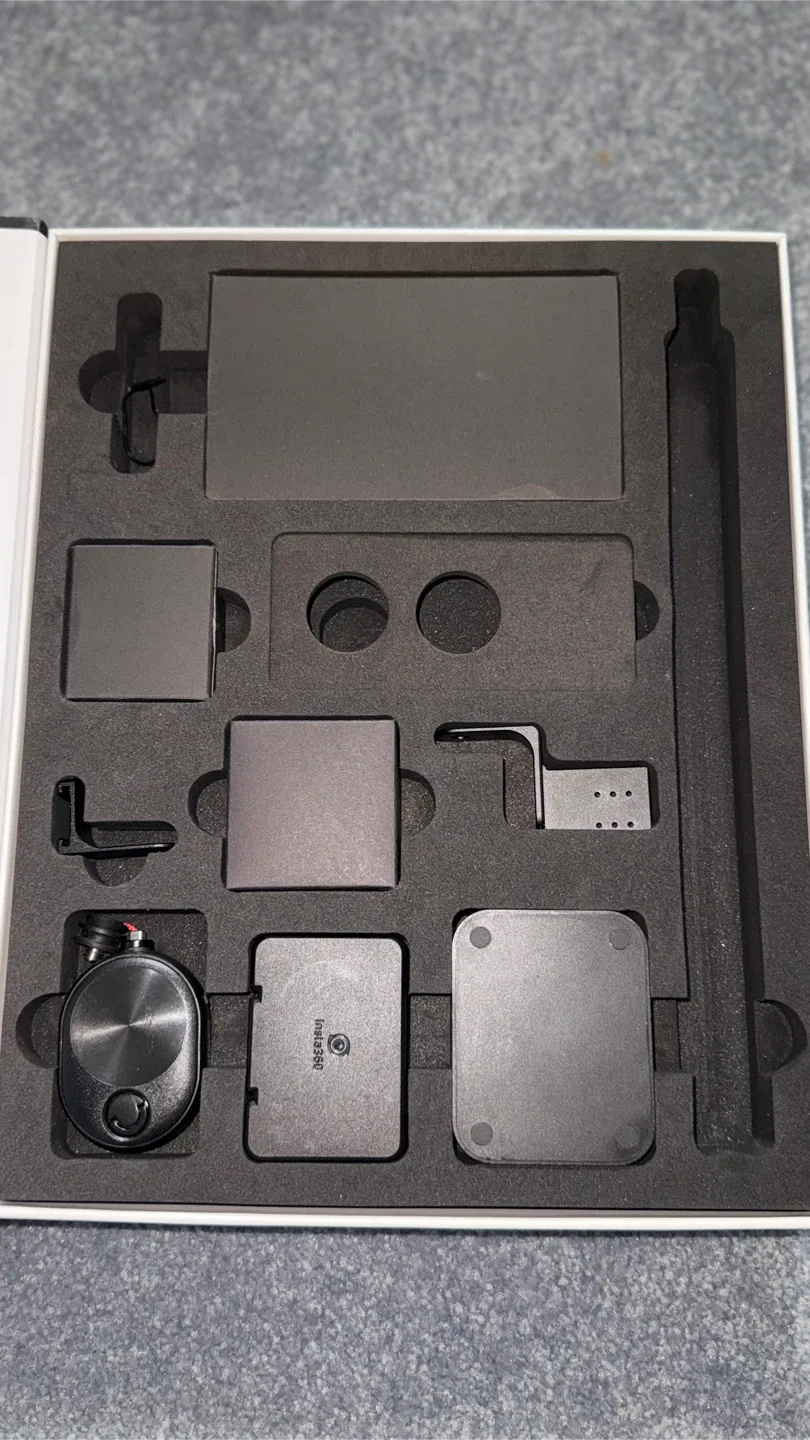 Insta360 ONE X2 Ultimate Kit - Pocket 360 Steady Cam image indicator(4)