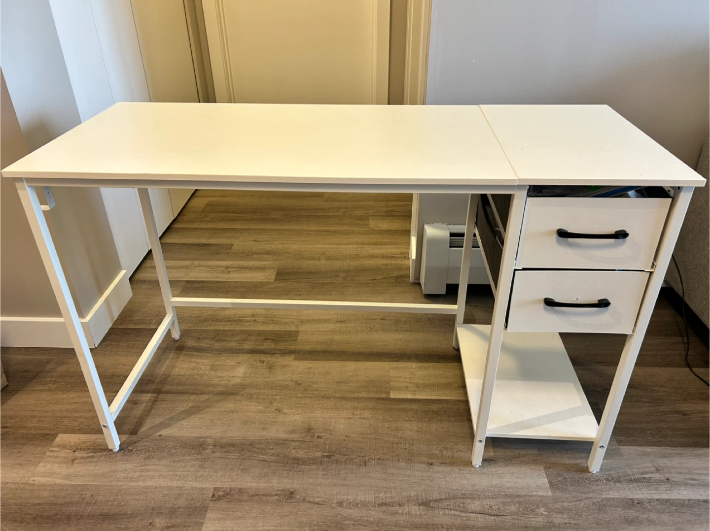 White computer Desk with Drawers (47" x 19.6")
