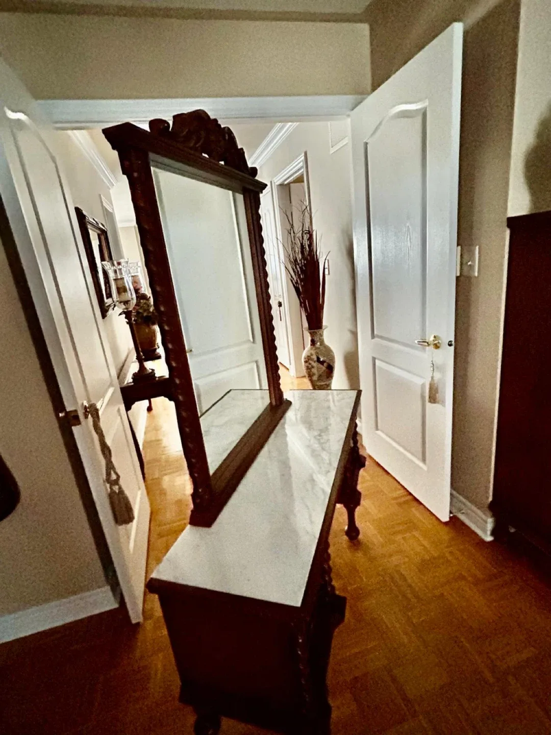 Antique Vanity Table with Mirror Marble Top image indicator(2)