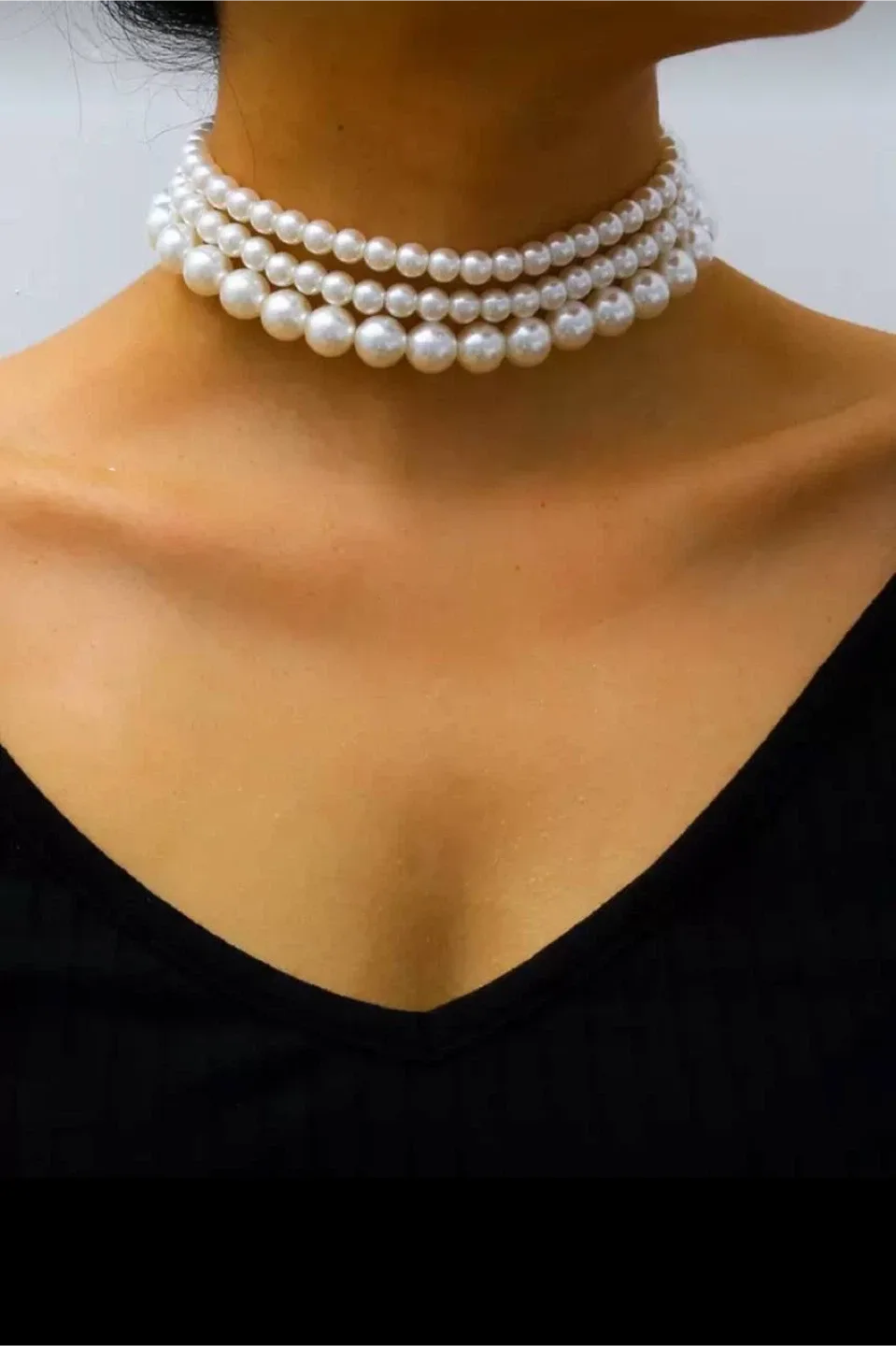 Multi-Layer Pearl Choker Necklace thumbnail