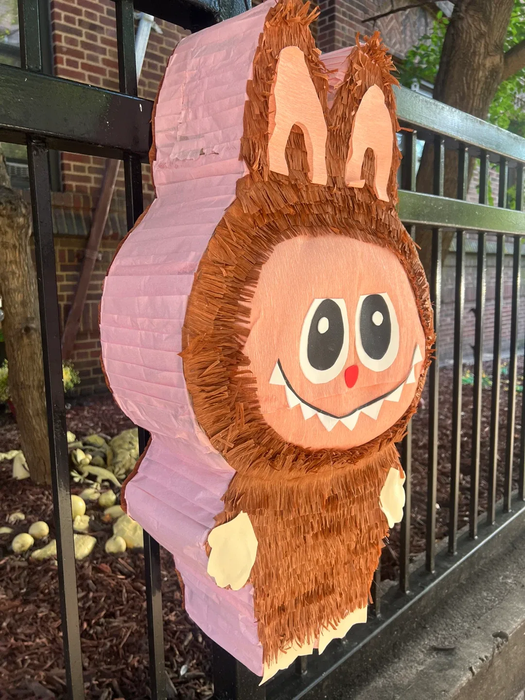 Piñatas labubu especial image indicator(3)