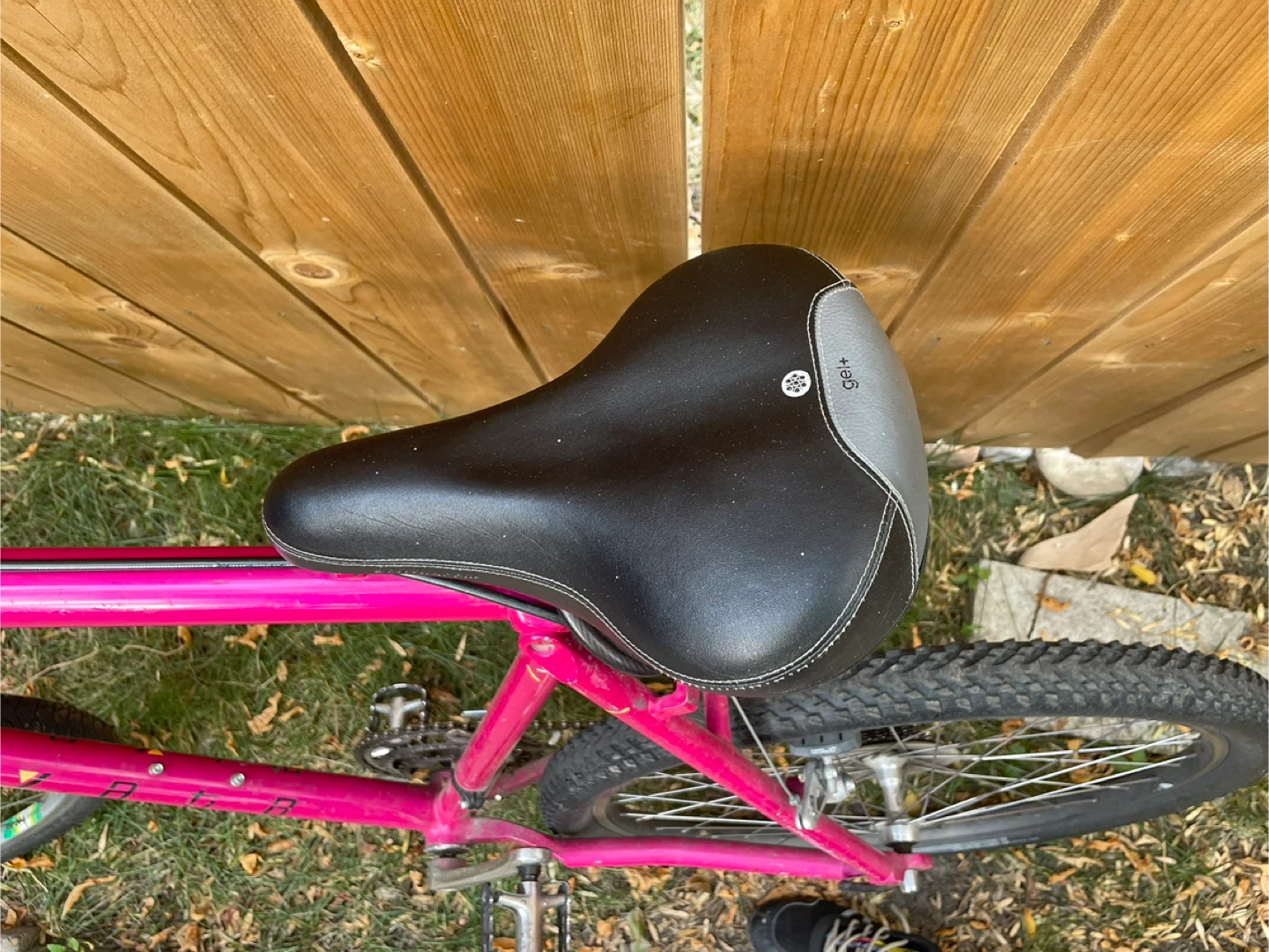 Pink Mountain Bike - photo 2