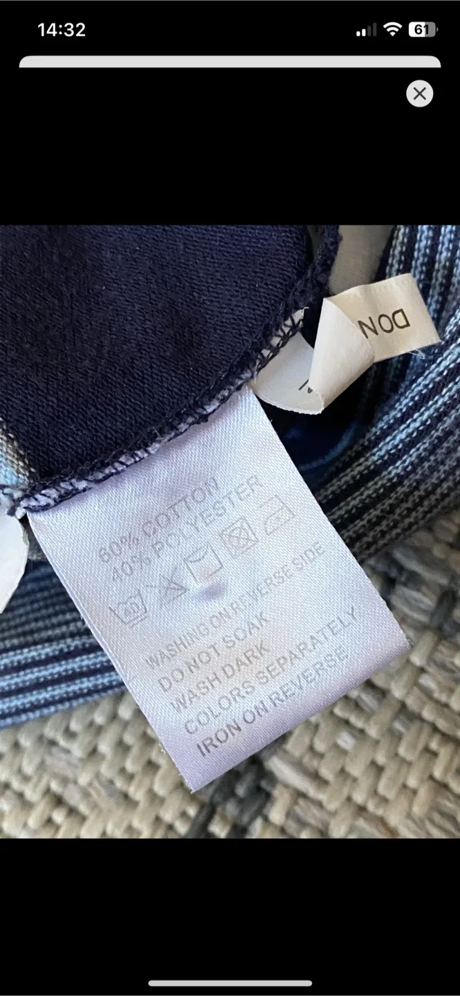 Yves Saint Laurent Polo Shirt - Size L image indicator(7)