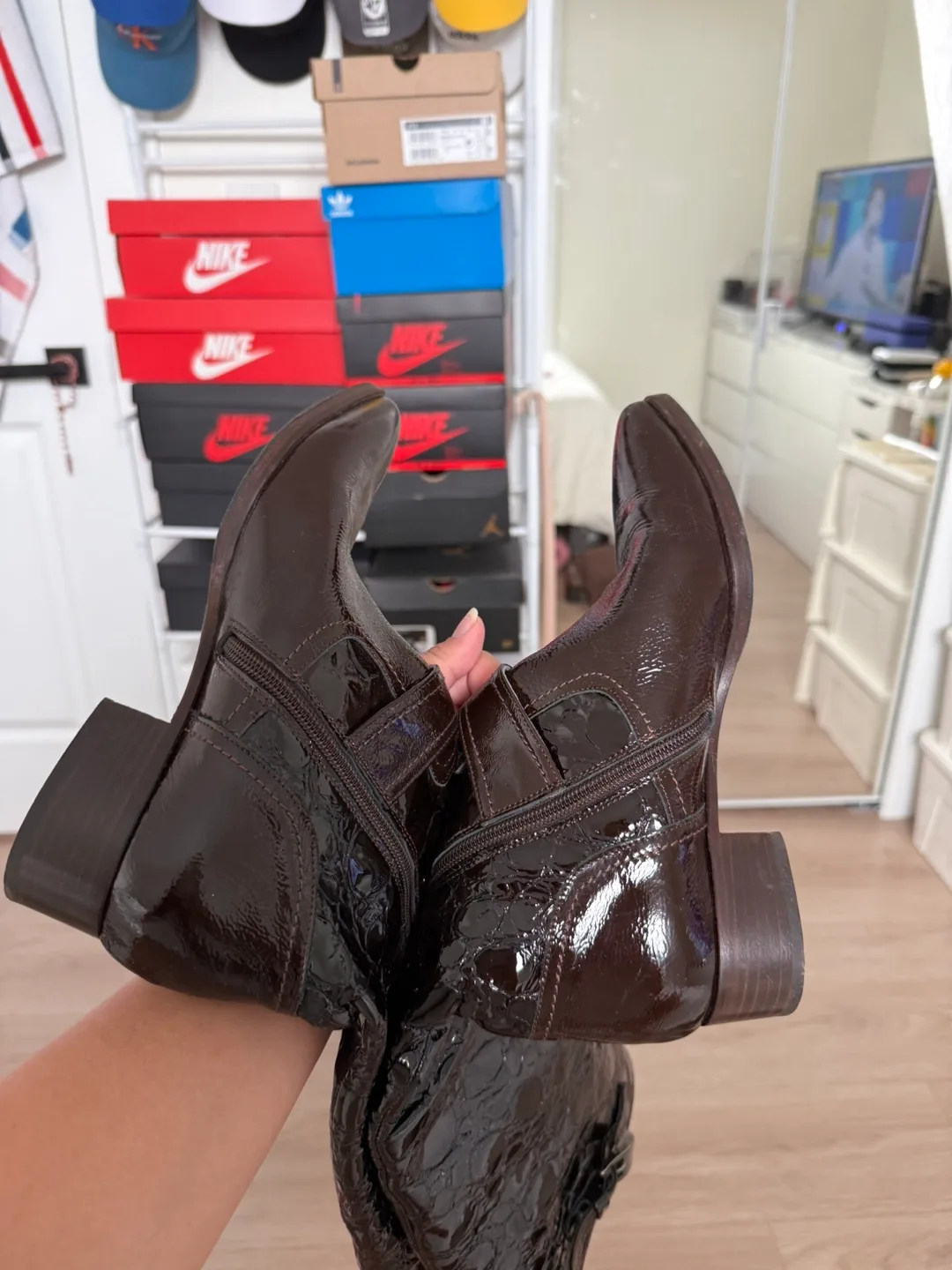 Vero Cuoio - Lady Doc Brown Real Leather Boots image indicator(4)