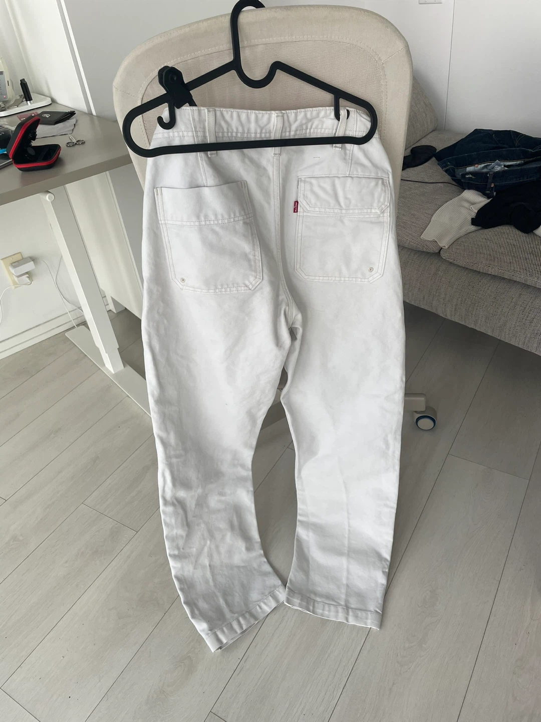 Levi's White Carpenter Pants - photo 3