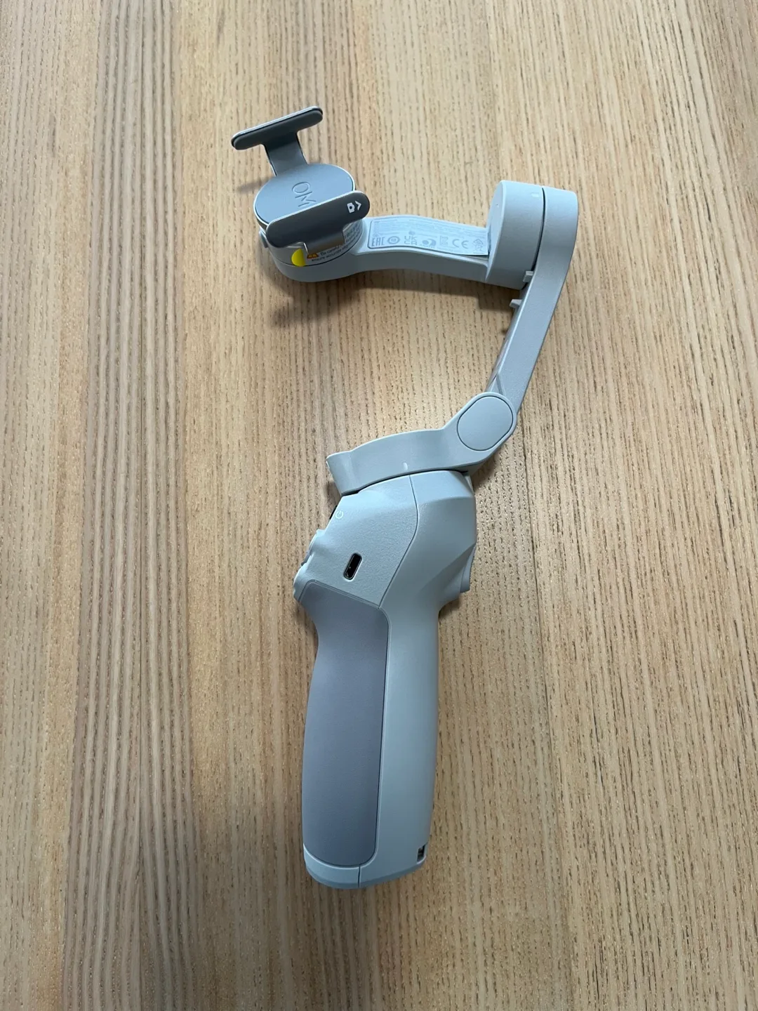 DJI OM 4 SE Gimbal Stabilizer - Like New! image indicator(2)