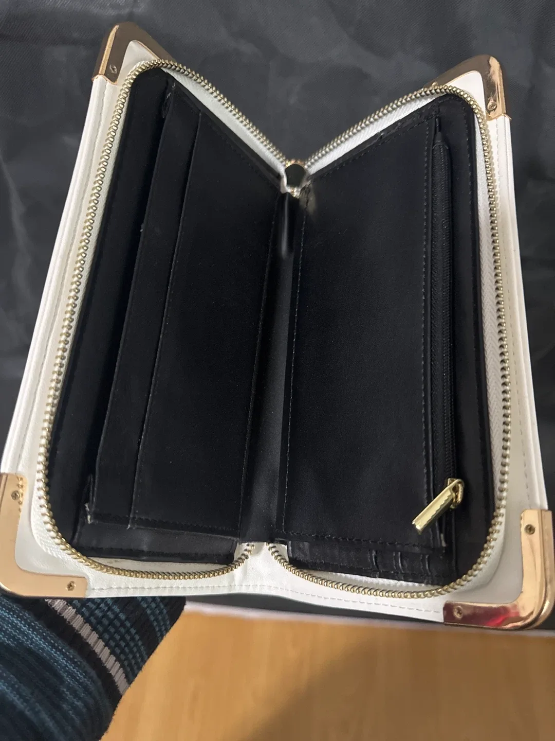 Call It Spring White Wallet image indicator(3)