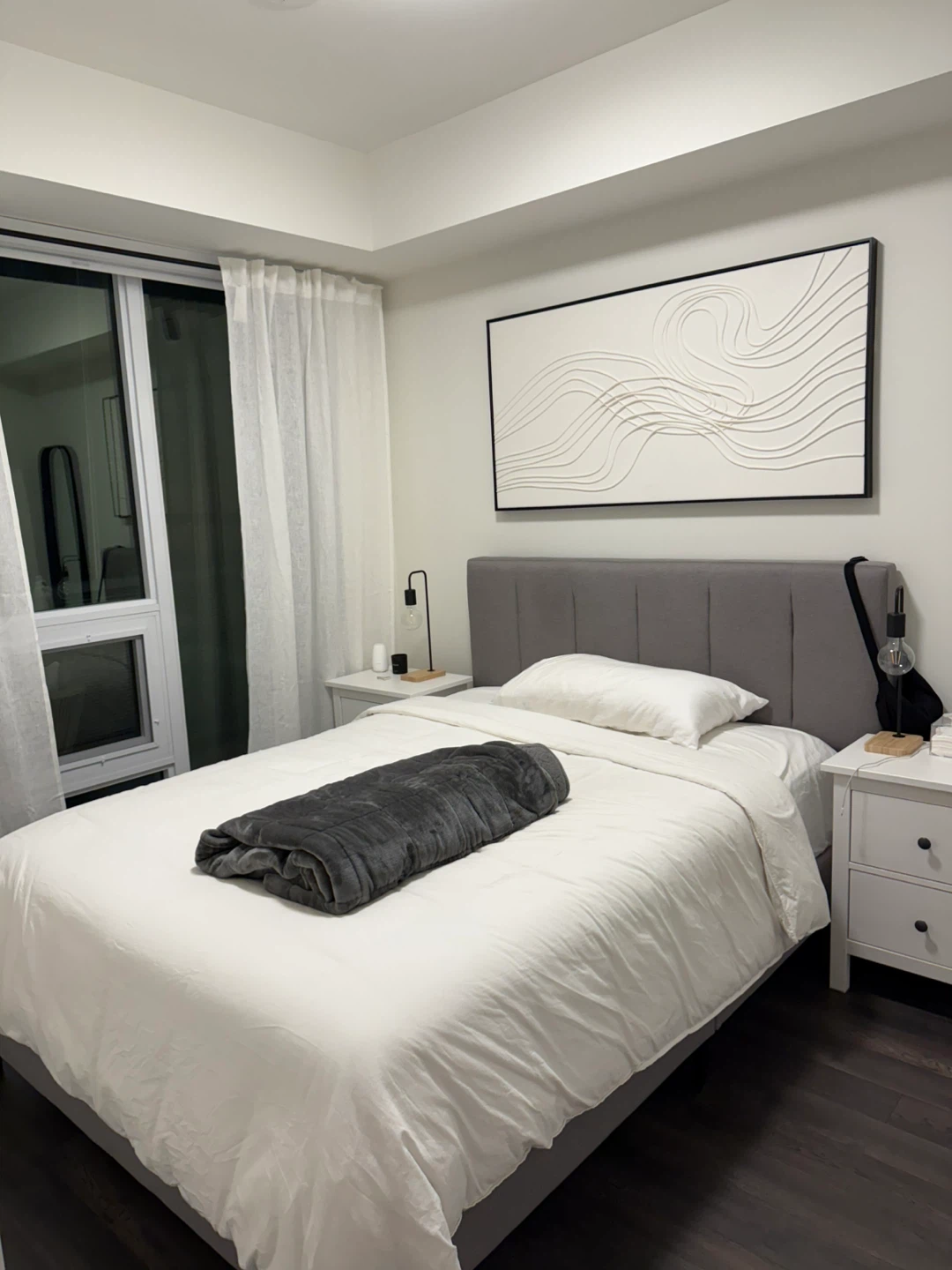 Grey Queen Size Bed Frame - photo 3