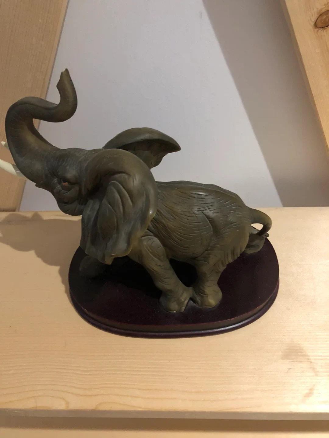 Ruby's Collection Elephant Figurine image indicator(3)