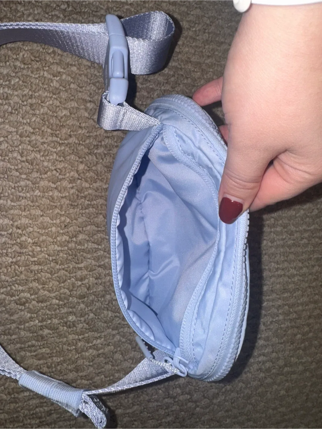 Lululemon Everywhere Belt Bag 1L - light blue (serene blue) image indicator(4)