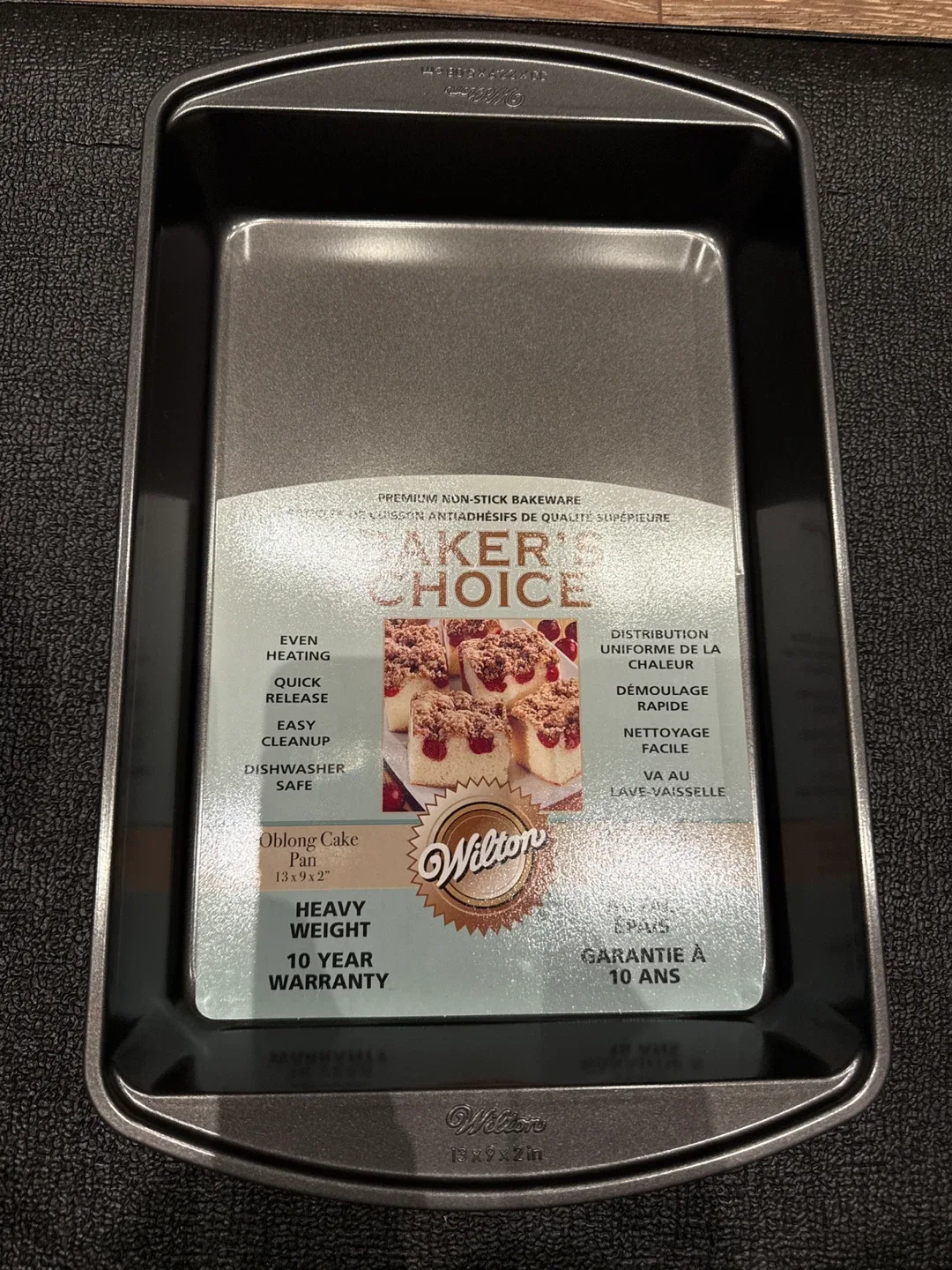 Wilton Baker's Choice Oblong Cake Pan 13x9x2" thumbnail
