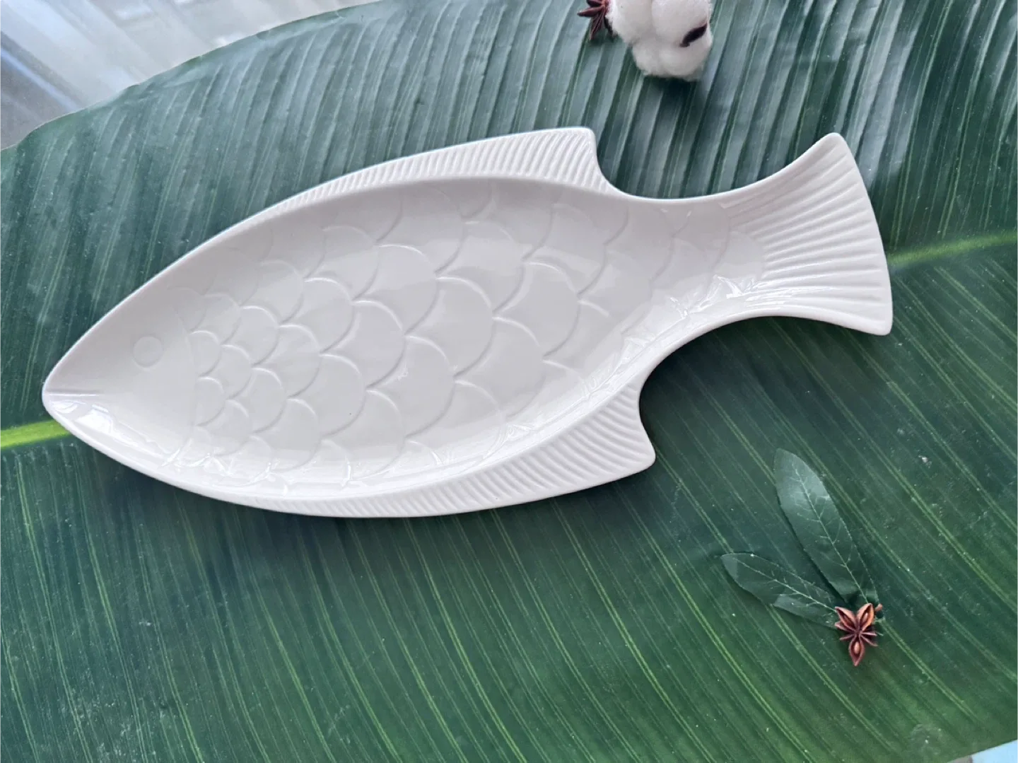 Fish Shaped Serving Plate - White Ceramic image indicator(5)