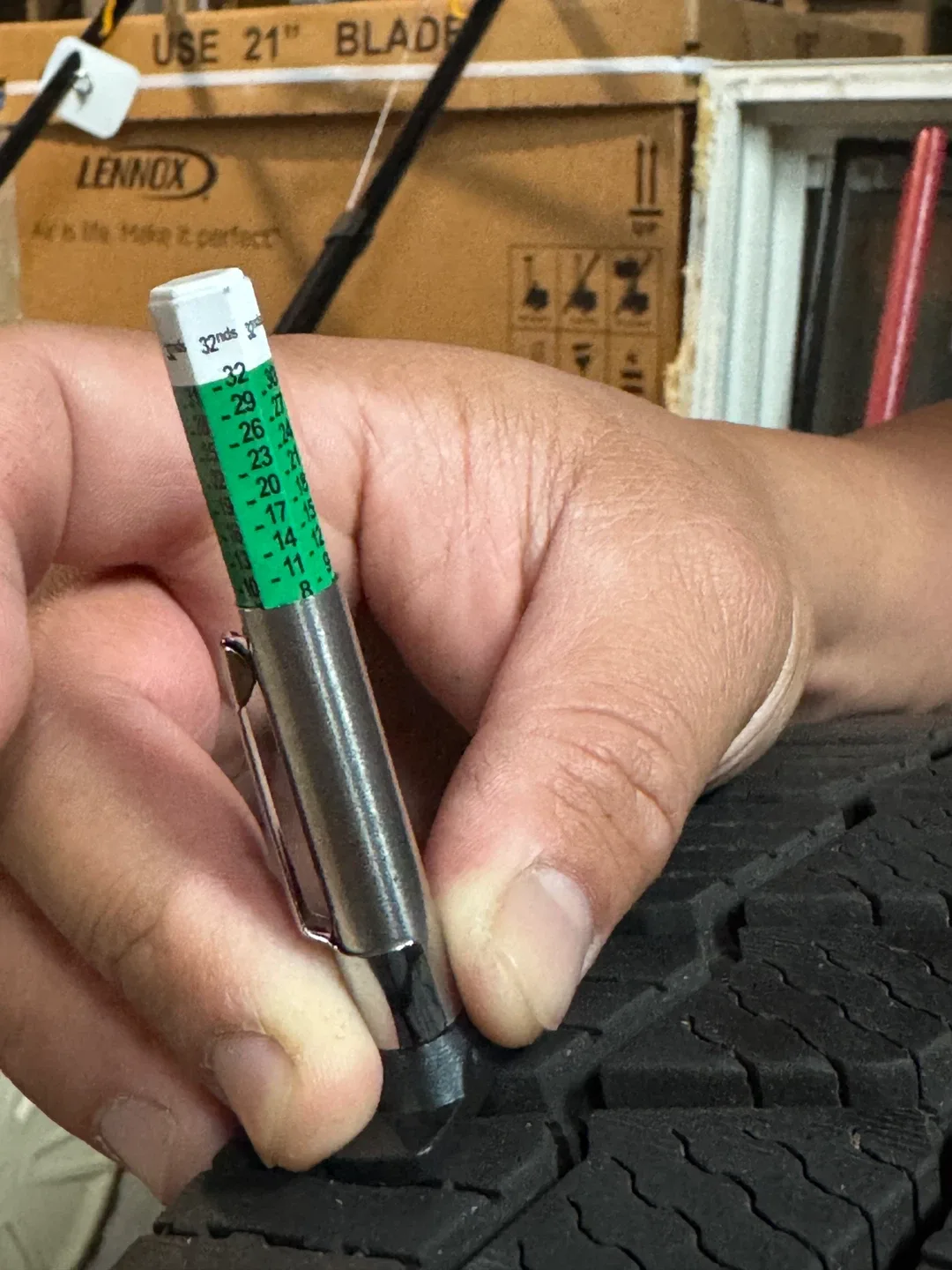 Michelin X-Ice Snow (205/55 R17) Winter Tires Set + Steel Rims image indicator(5)