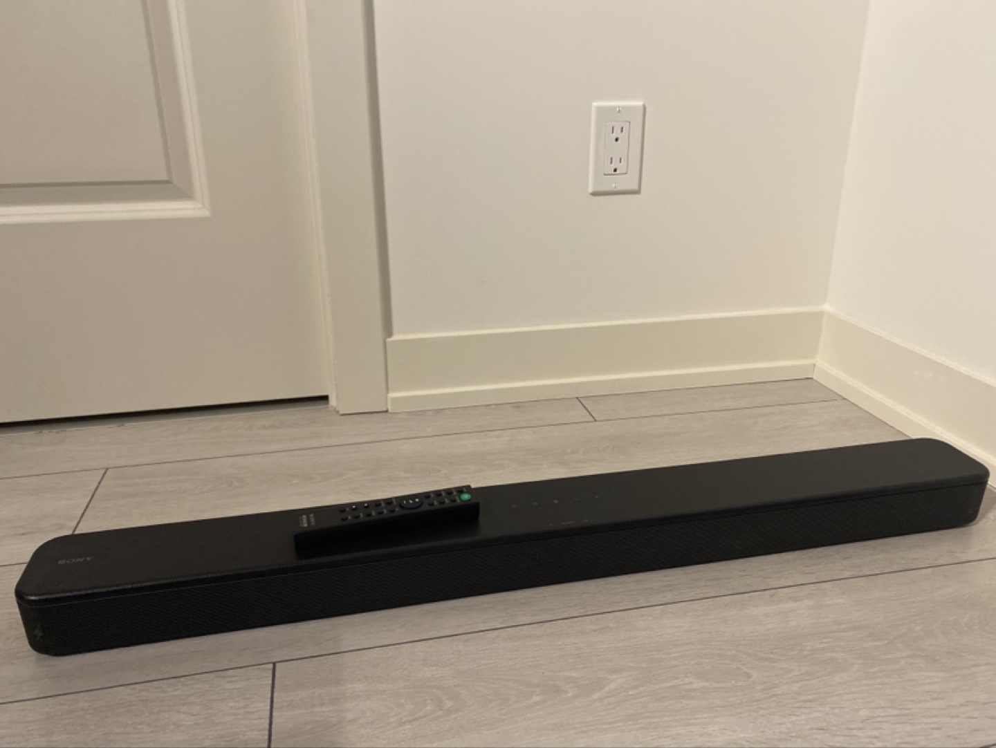 Sony Soundbar with Remote