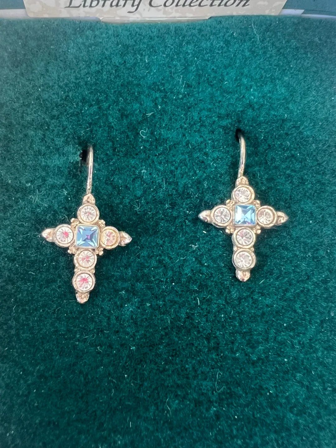 Vatican Library Collection Cross Earrings image indicator(2)