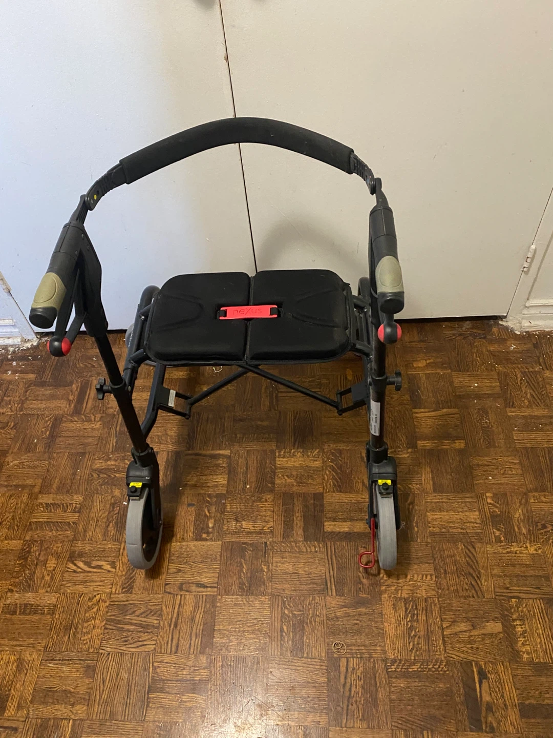 Foldable 4 Wheel Walker in great condition - photo 2