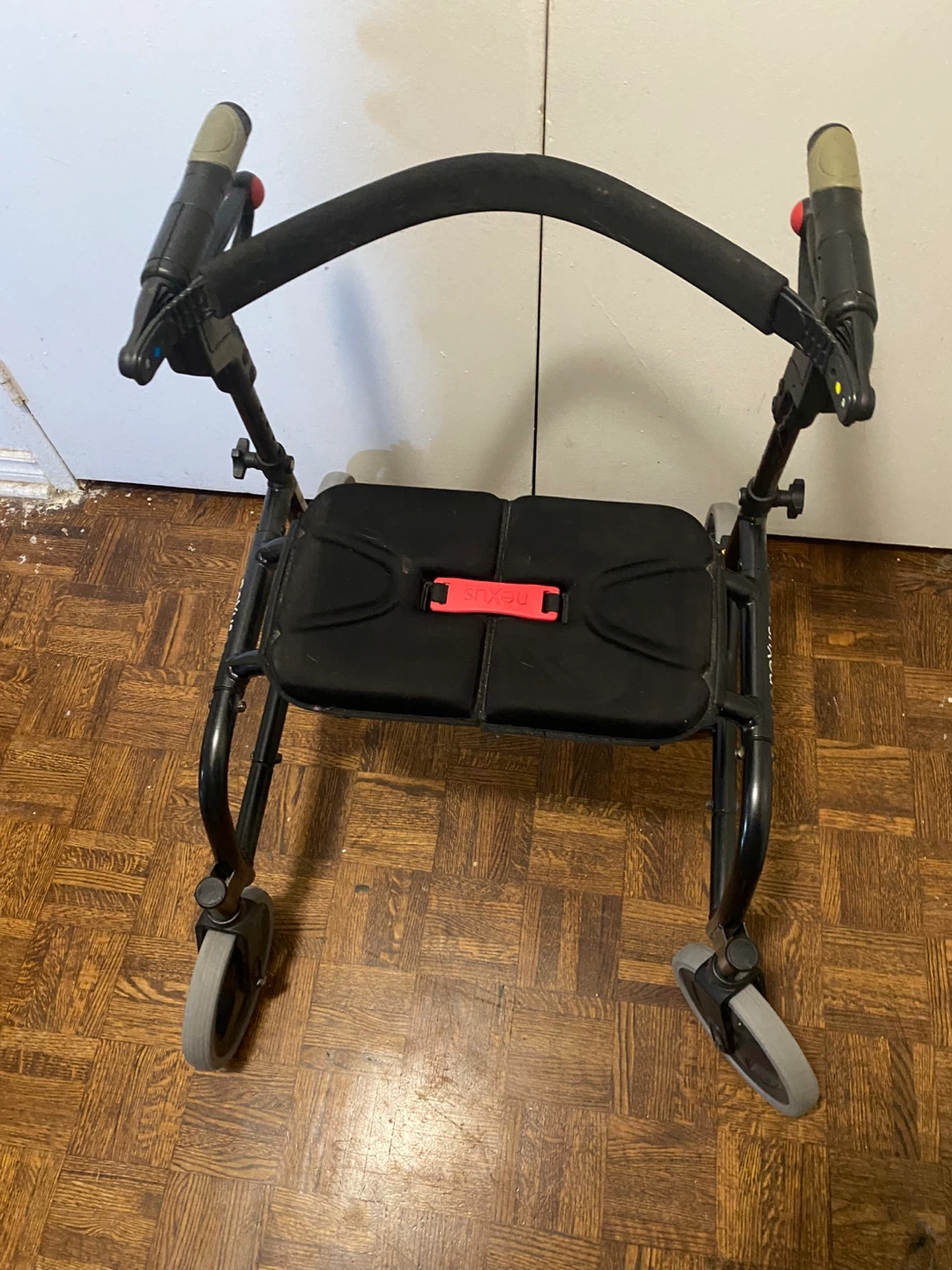 Foldable 4 Wheel Walker in great condition - photo 3