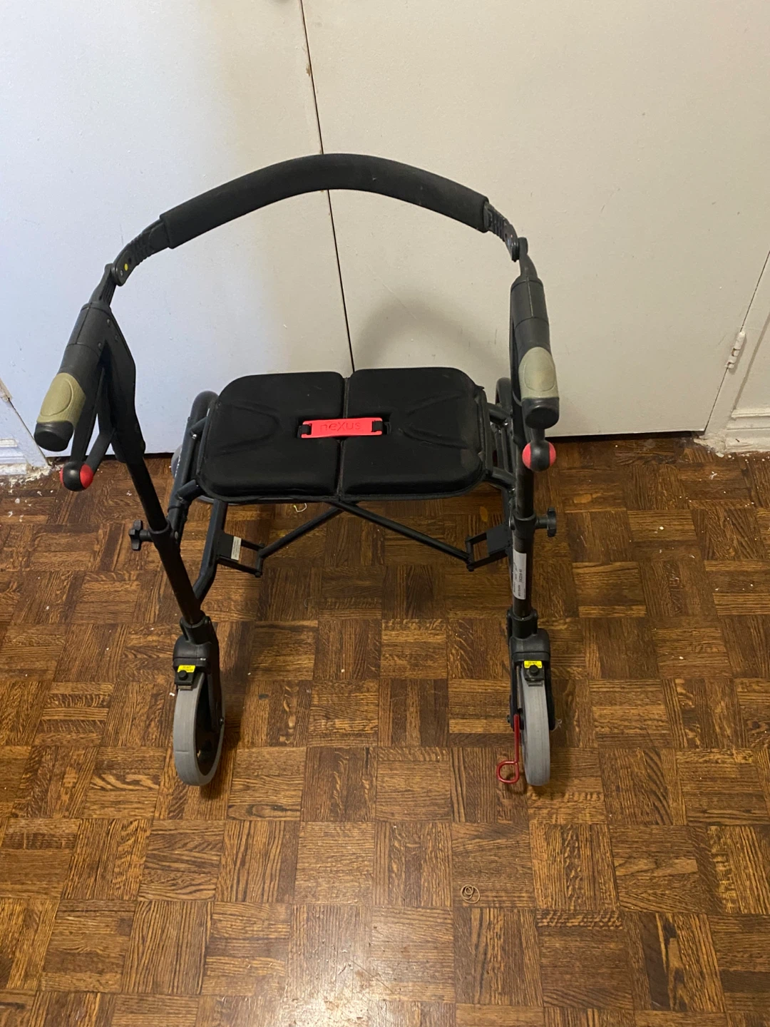 Foldable 4 Wheel Walker in great condition