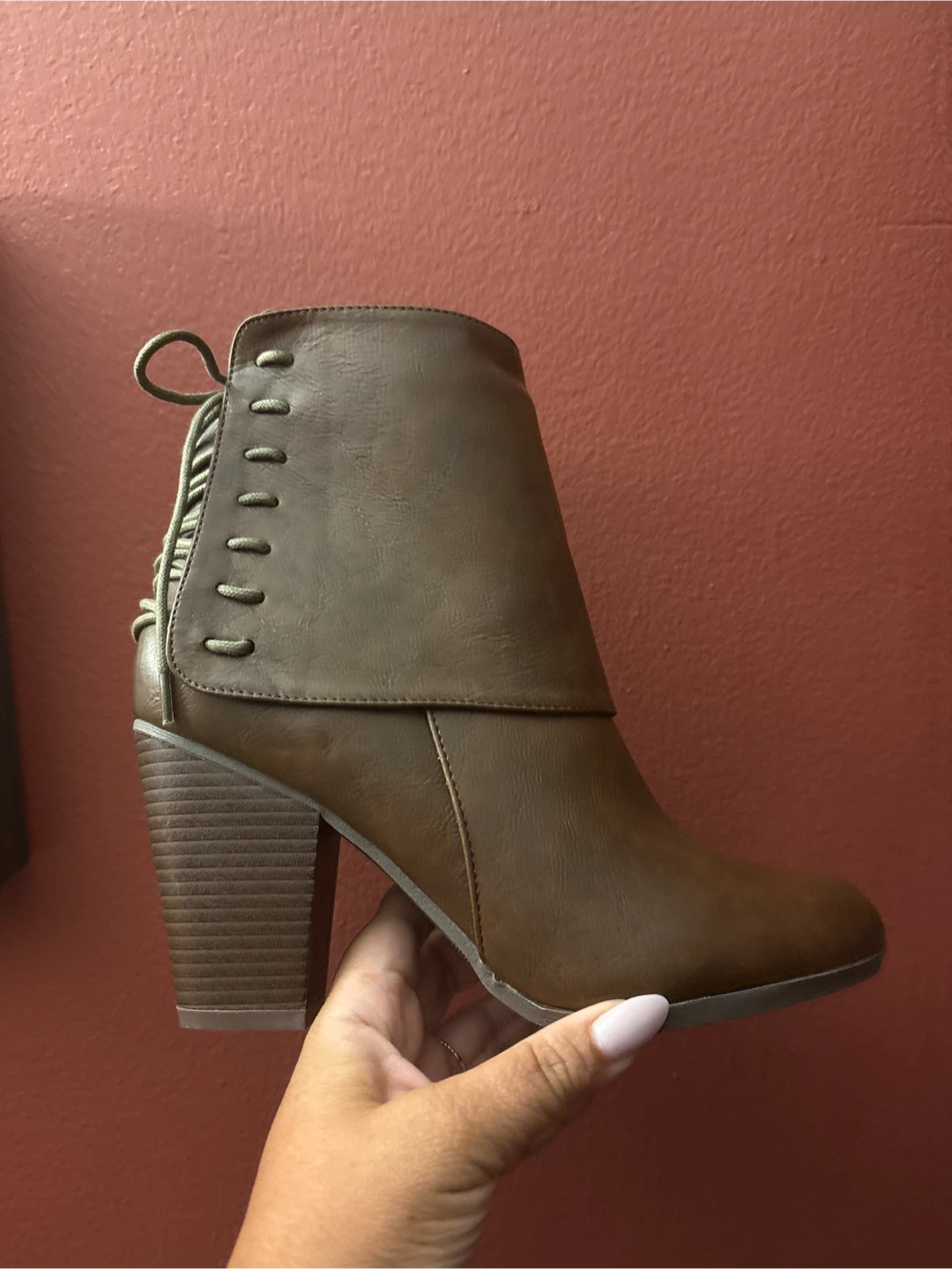 NEW Brown Ankle Boots - Size 8.5