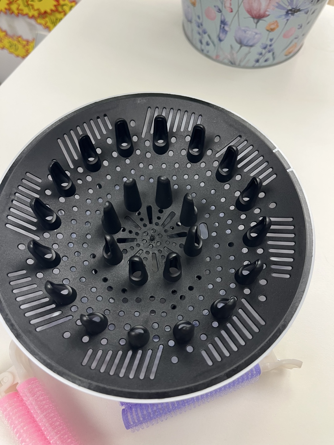 Universal Hair Dryer Diffuser Attachment - photo 3