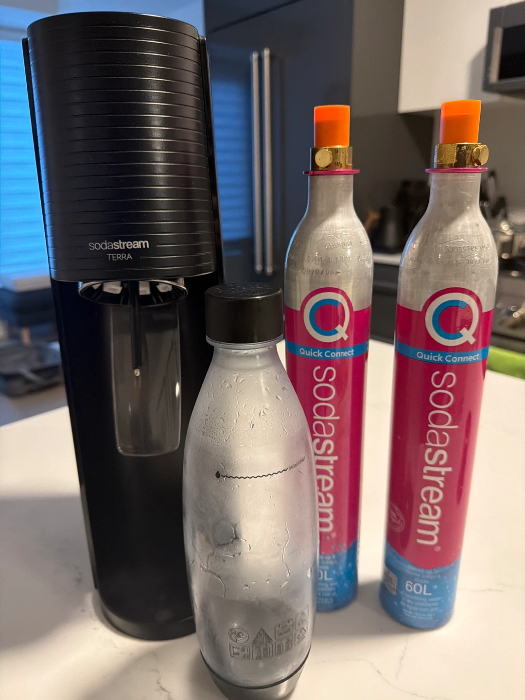 SodaStream Terra with 2 additional Cylinders