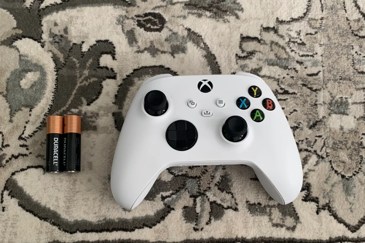 Xbox series s with extra accessories - photo 2