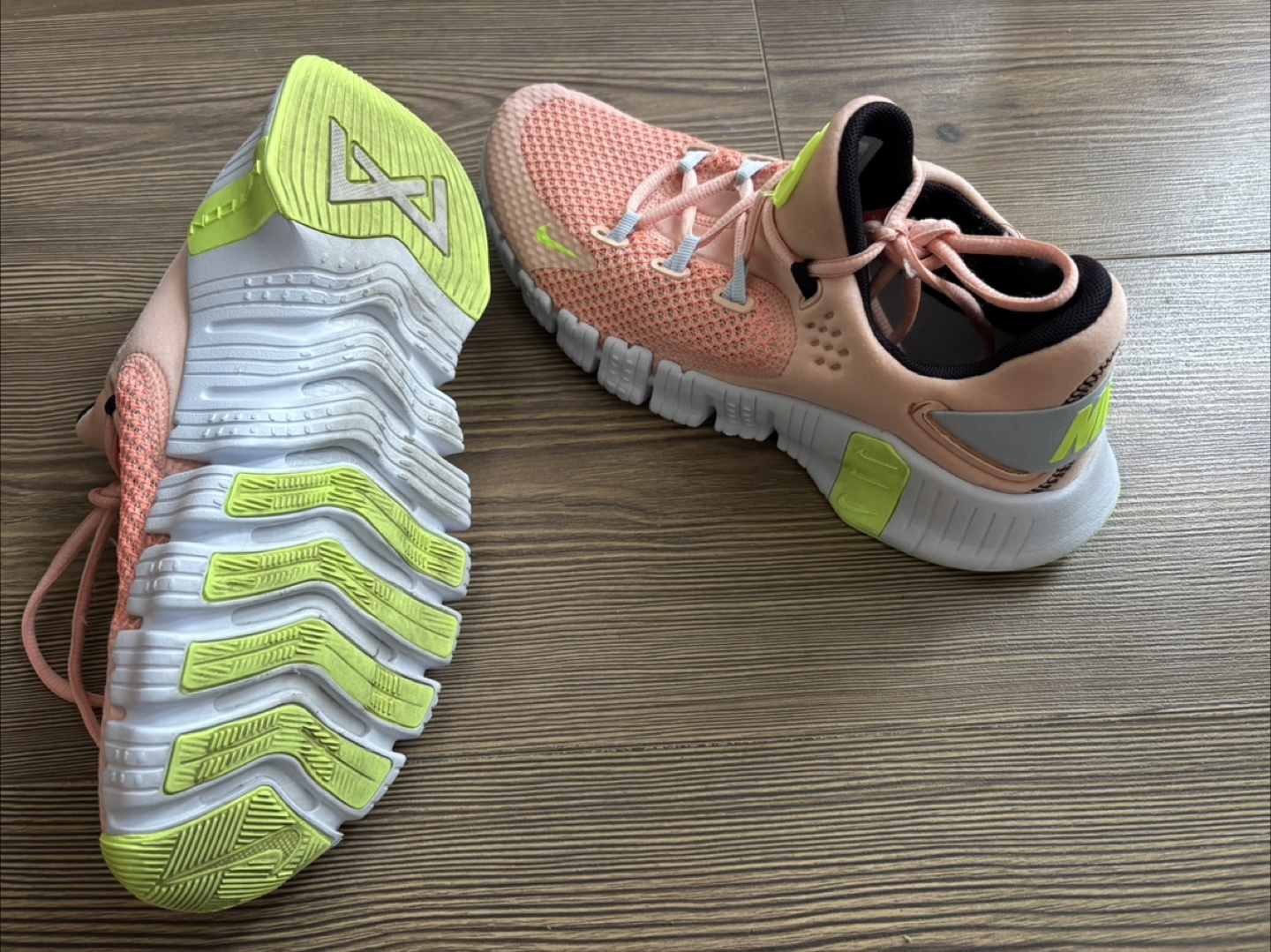 Nike Free Metcon 4 Women's Training Shoes - Size 8.5 - photo 2
