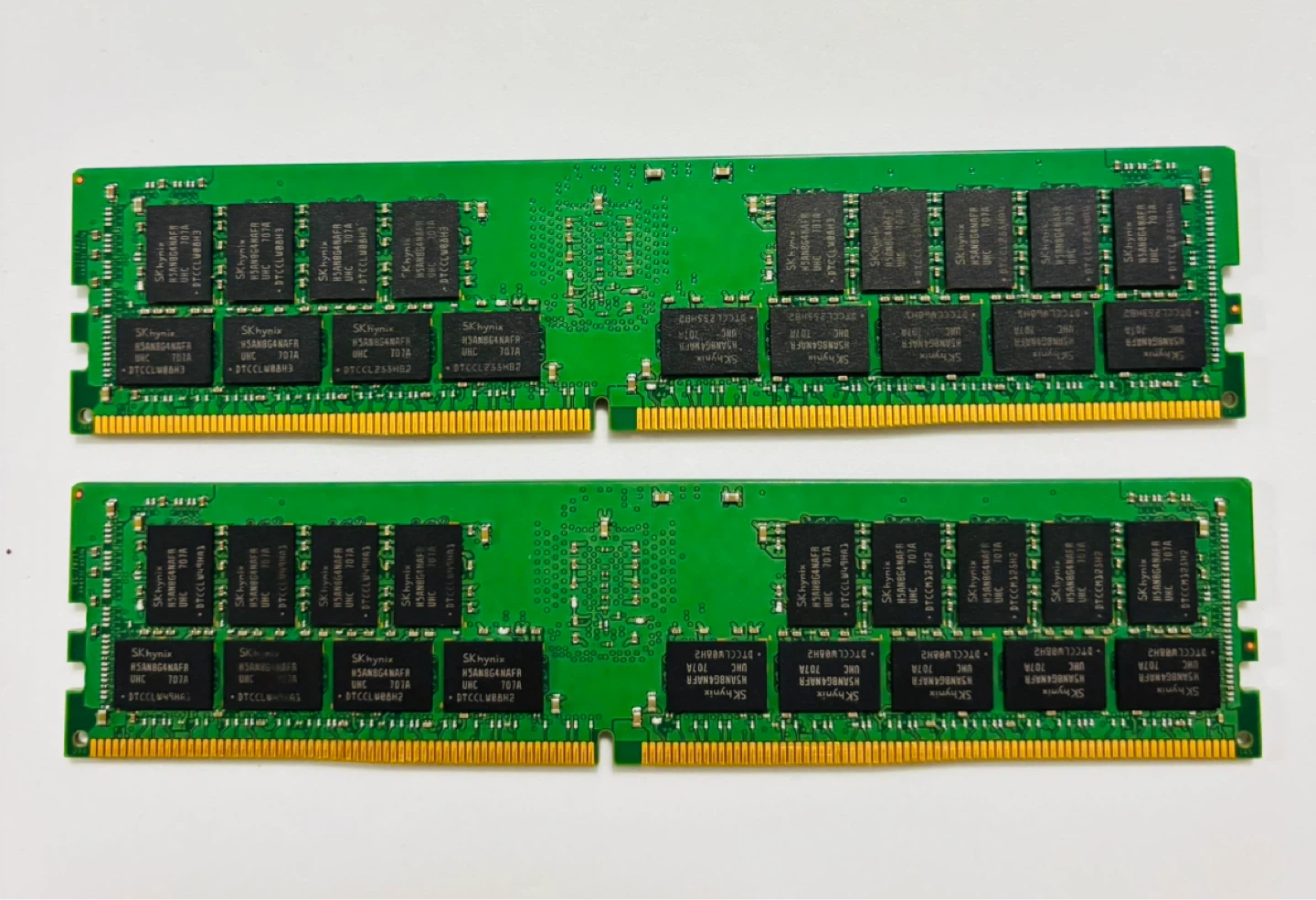 SK Hynix 32GB 2Rx4 PC4-2400T DDR4 RAM