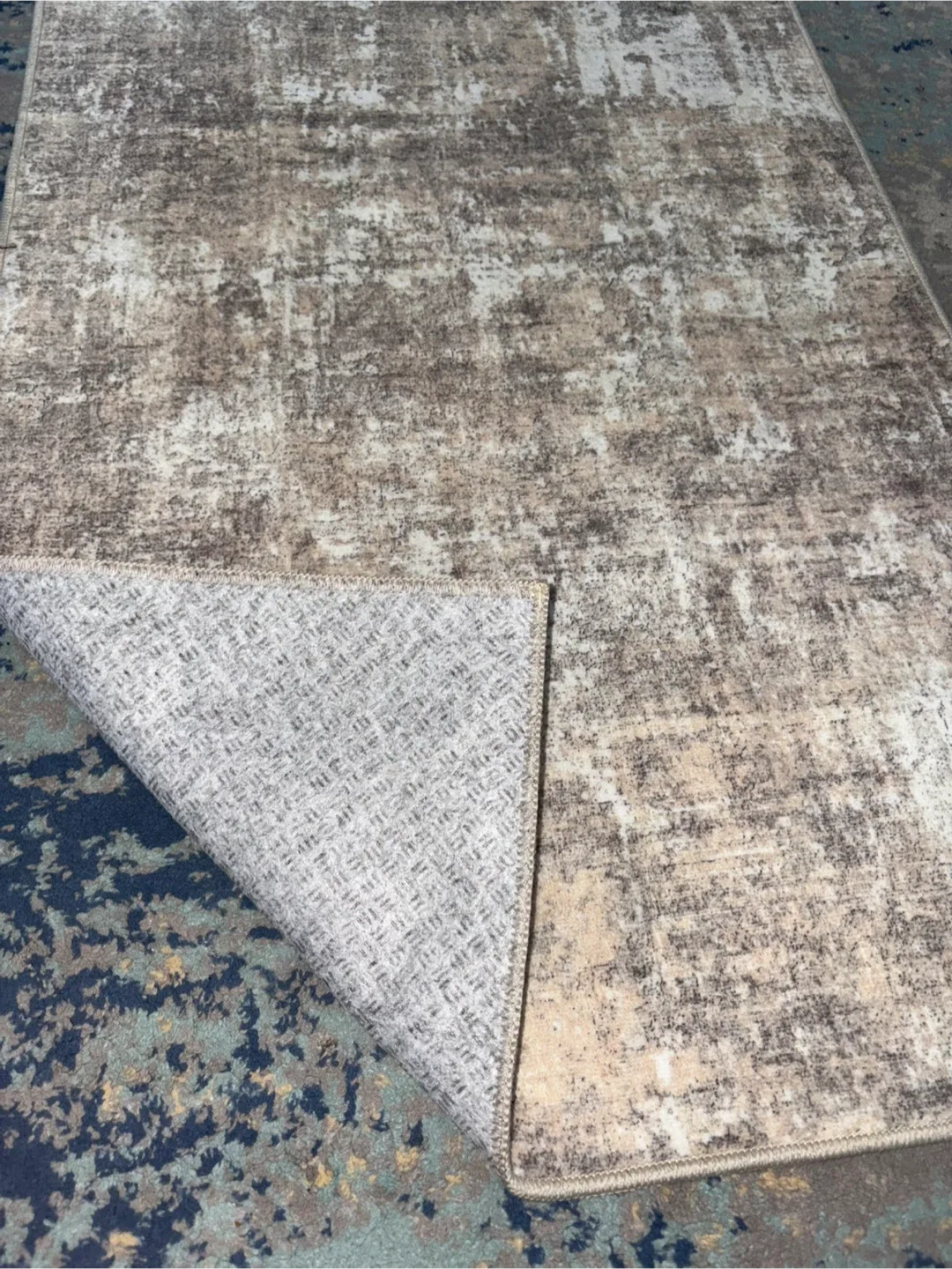 Brand new 2x6 Washable Runner Rug image indicator(3)