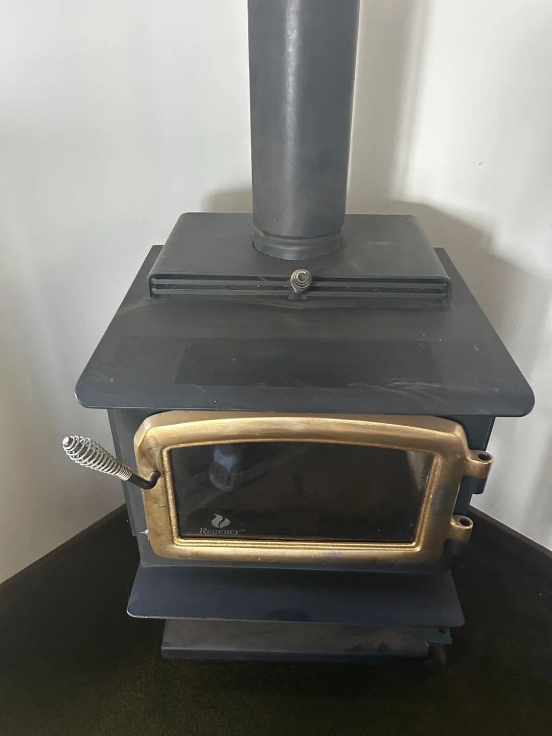 Regency Wood Stove thumbnail