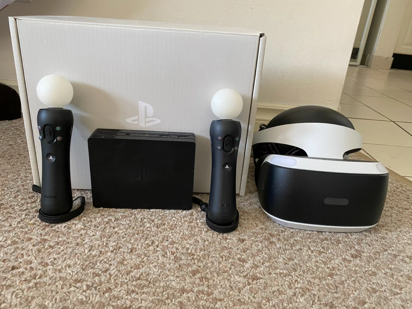 PlayStation VR Headset + Games