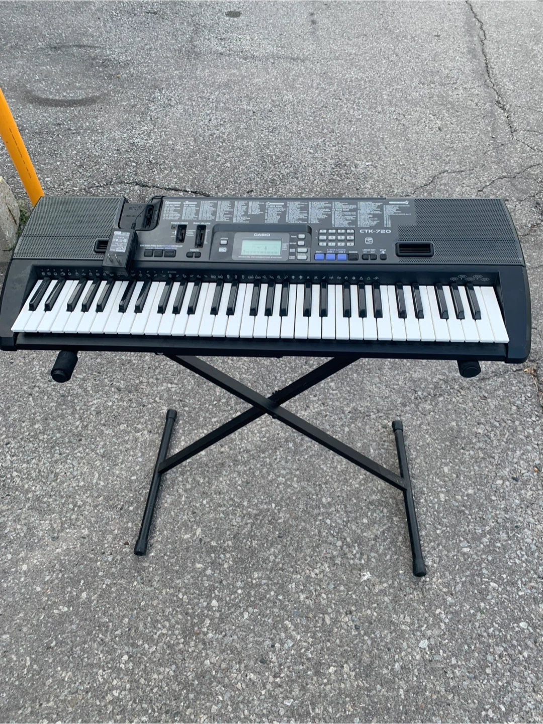 Casio CTK-720 Keyboard with Stand