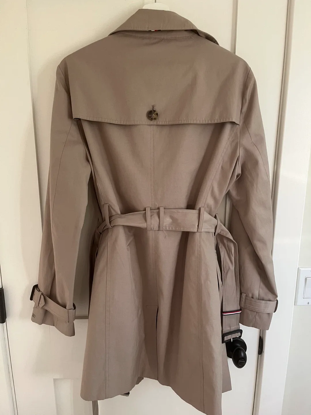 Tommy Hilfiger Trench Coat - Size L image indicator(6)