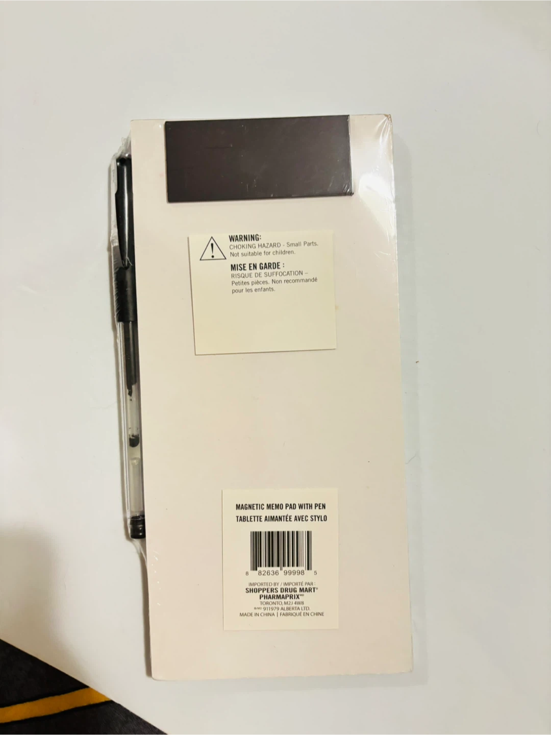 Shoppers Drug Mart Magnetic Memo Pad with Pen - photo 2