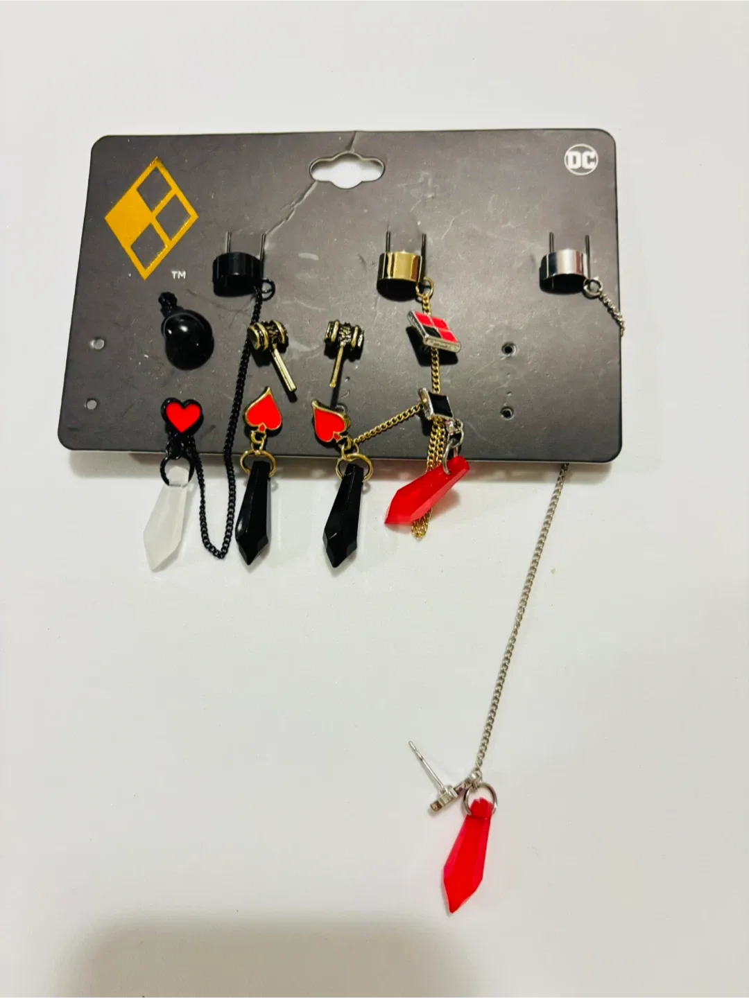 Harley Quinn Earring Set - Bioworld thumbnail