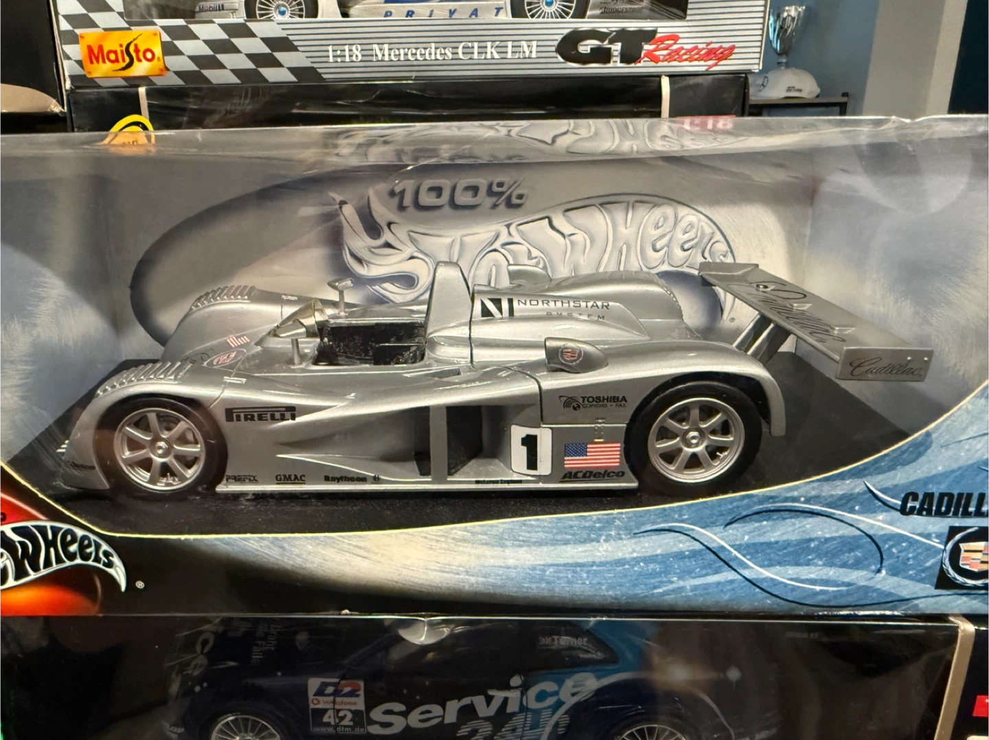 1/18 Hot Wheels Cadillac Northstar 00-002 LMP Racecar