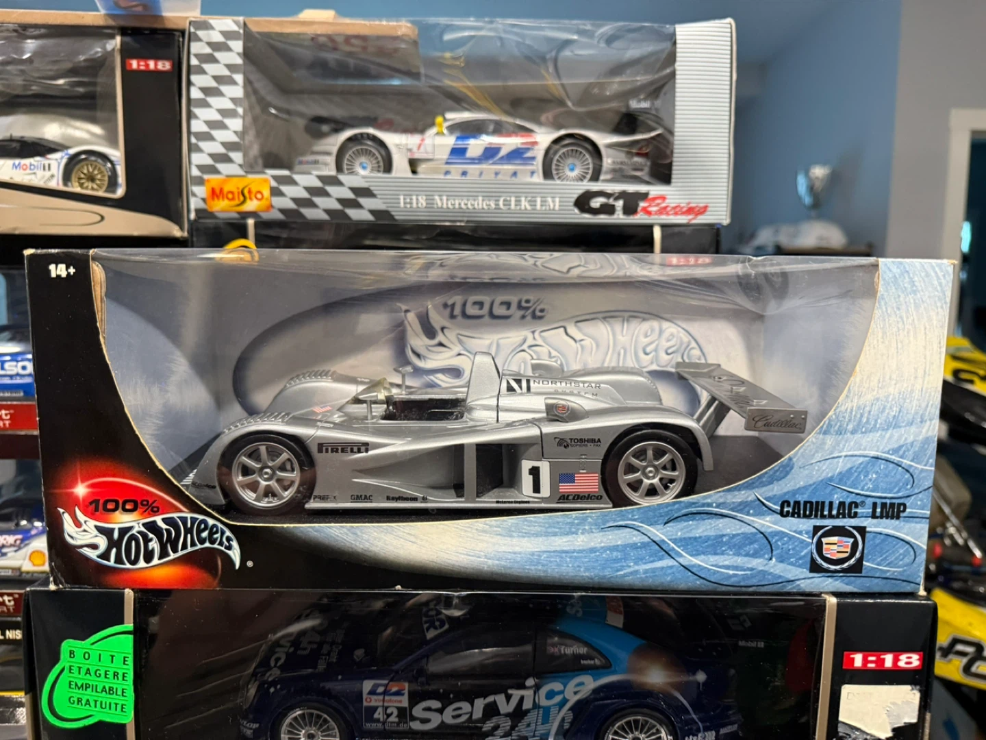 1/18 Hot Wheels Cadillac Northstar 00-002 LMP Racecar - photo 2