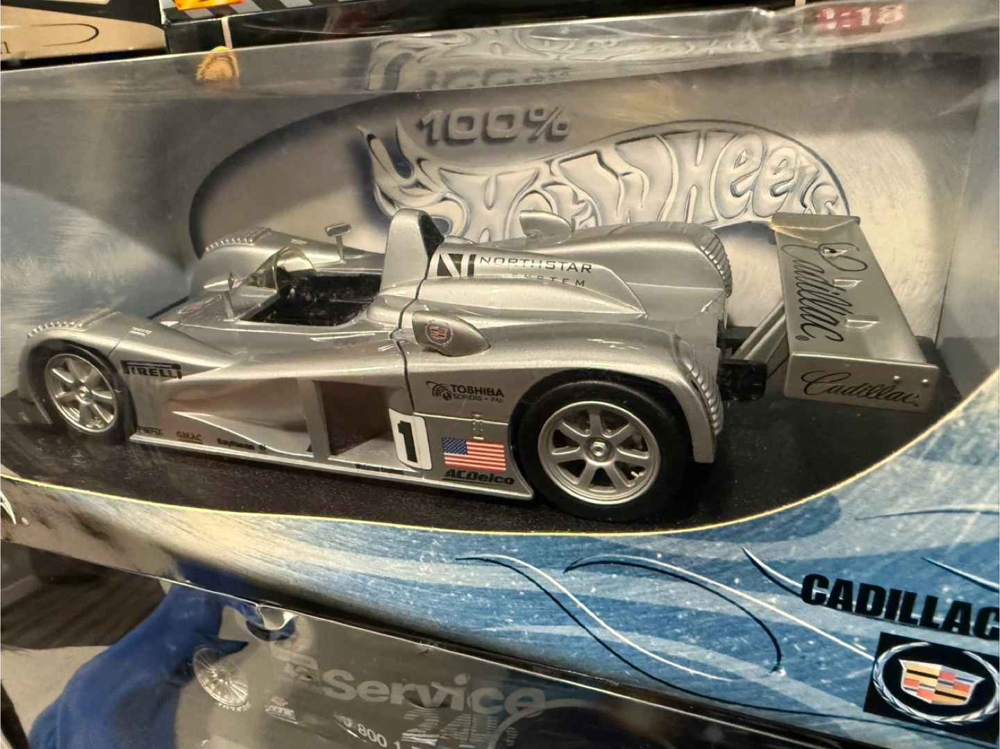 1/18 Hot Wheels Cadillac Northstar 00-002 LMP Racecar - photo 4