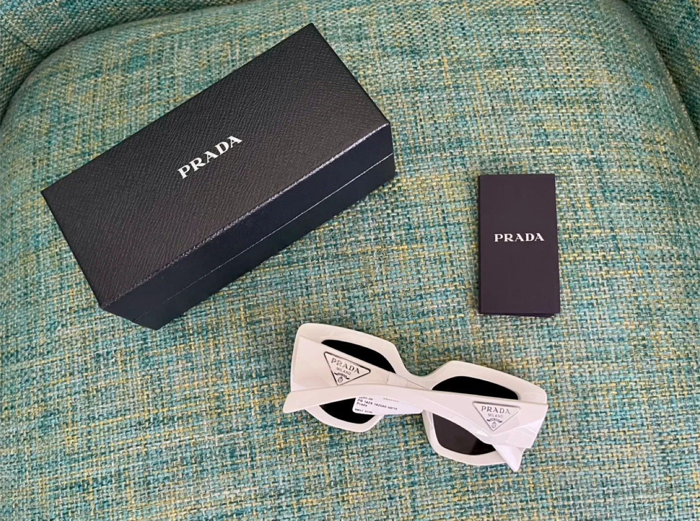 Prada sunglasses thumbnail